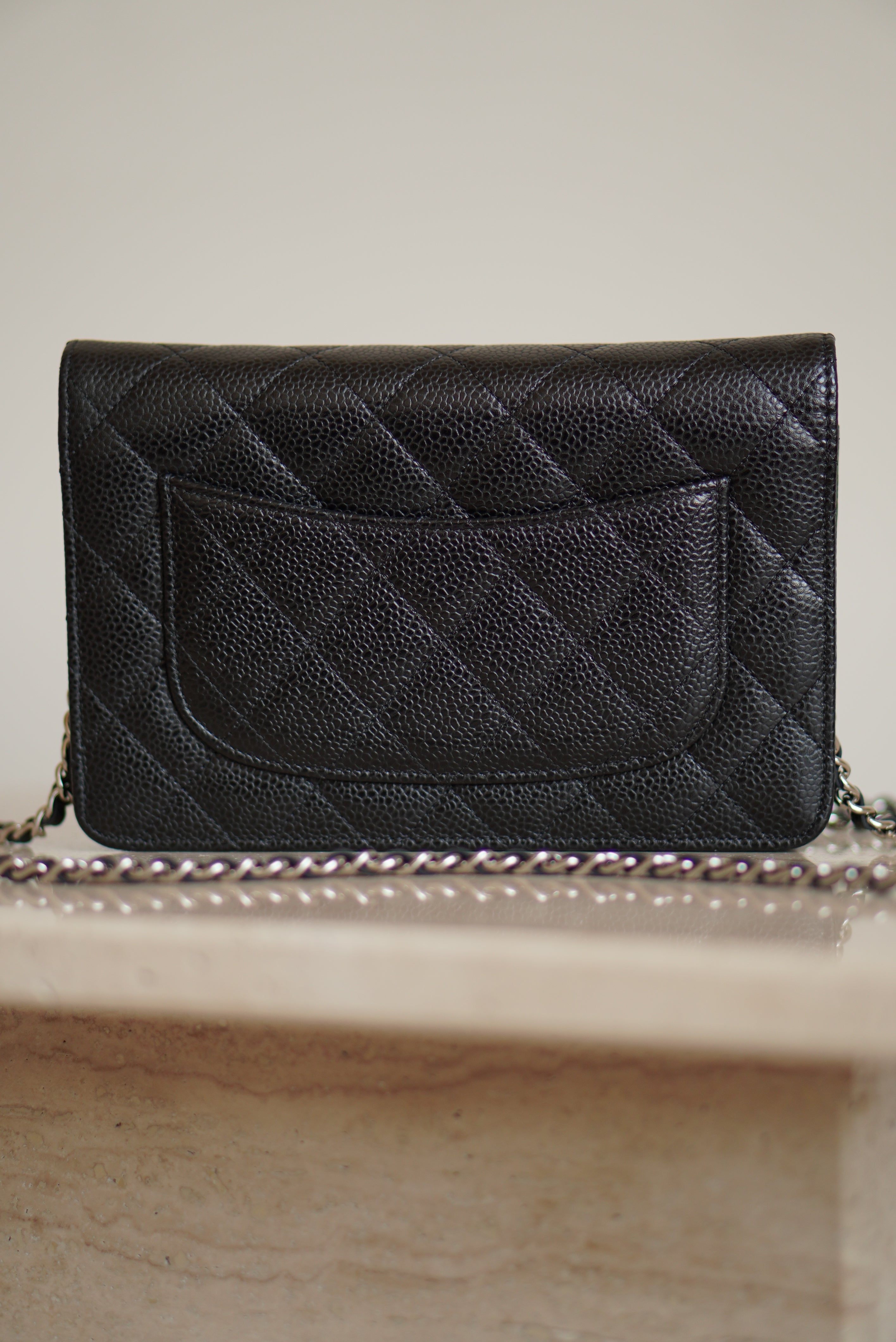 CHANEL WALLET ON CHAIN | BLACK