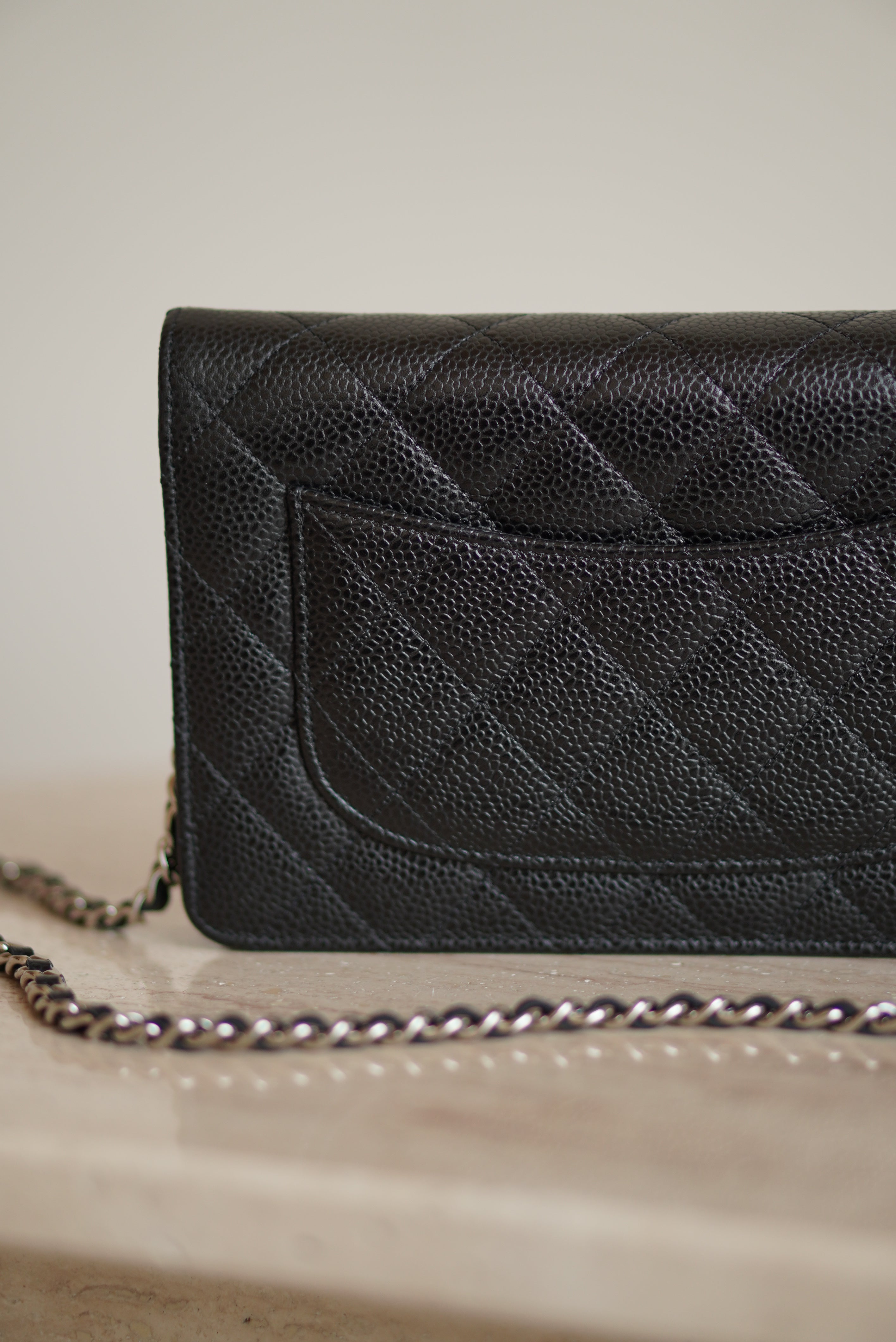 CHANEL WALLET ON CHAIN | BLACK