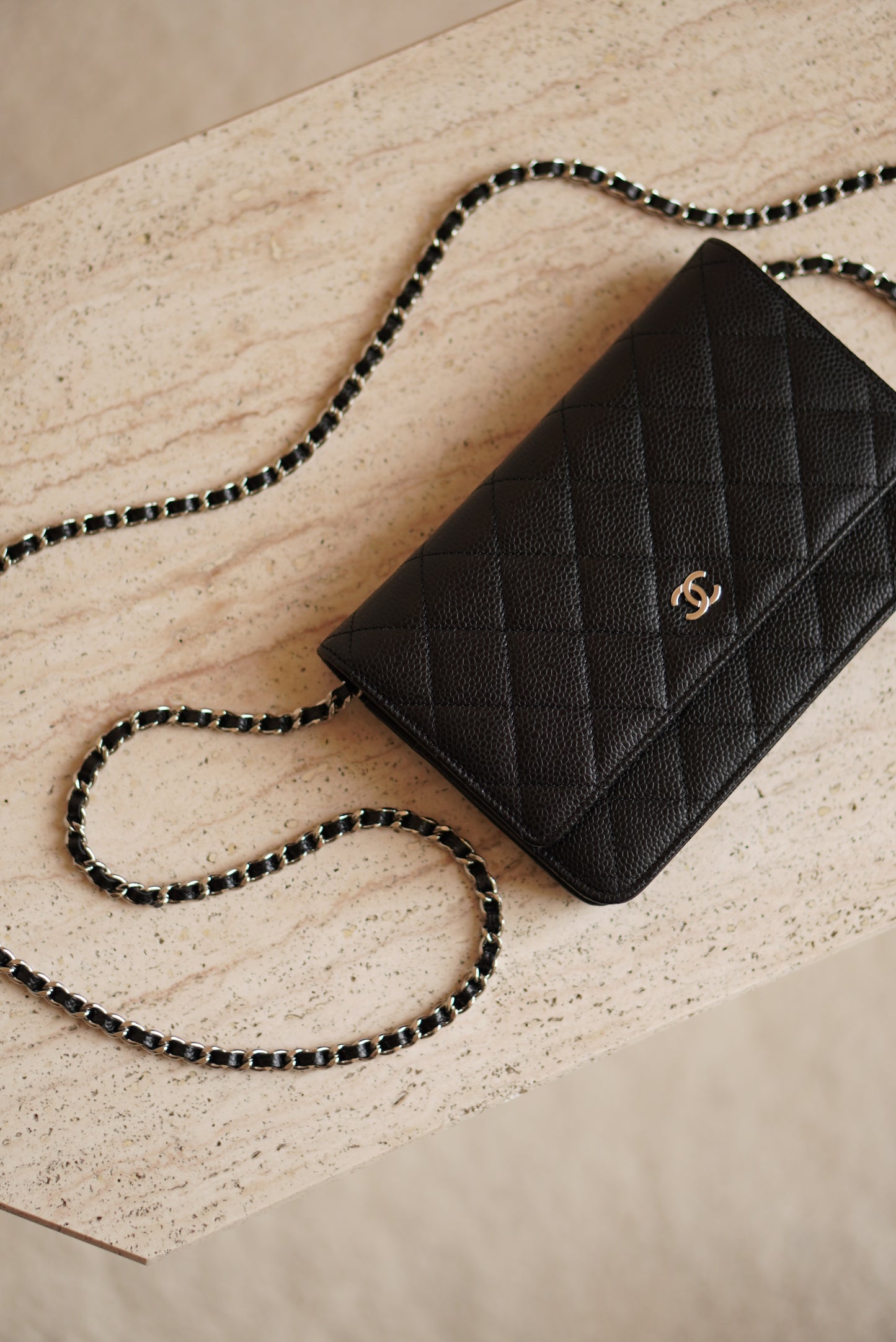 CHANEL WALLET ON CHAIN | BLACK
