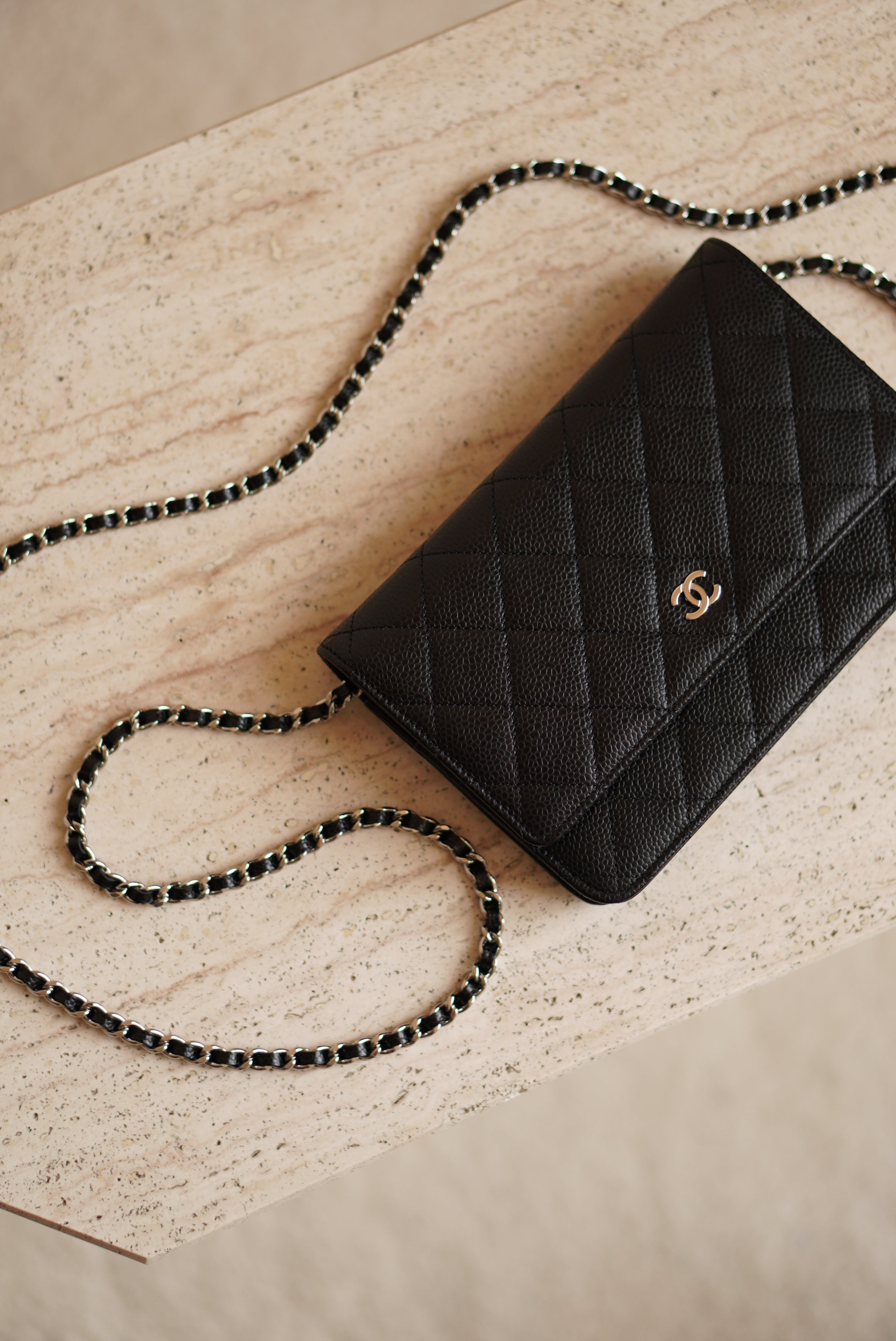 CHANEL WALLET ON CHAIN | BLACK