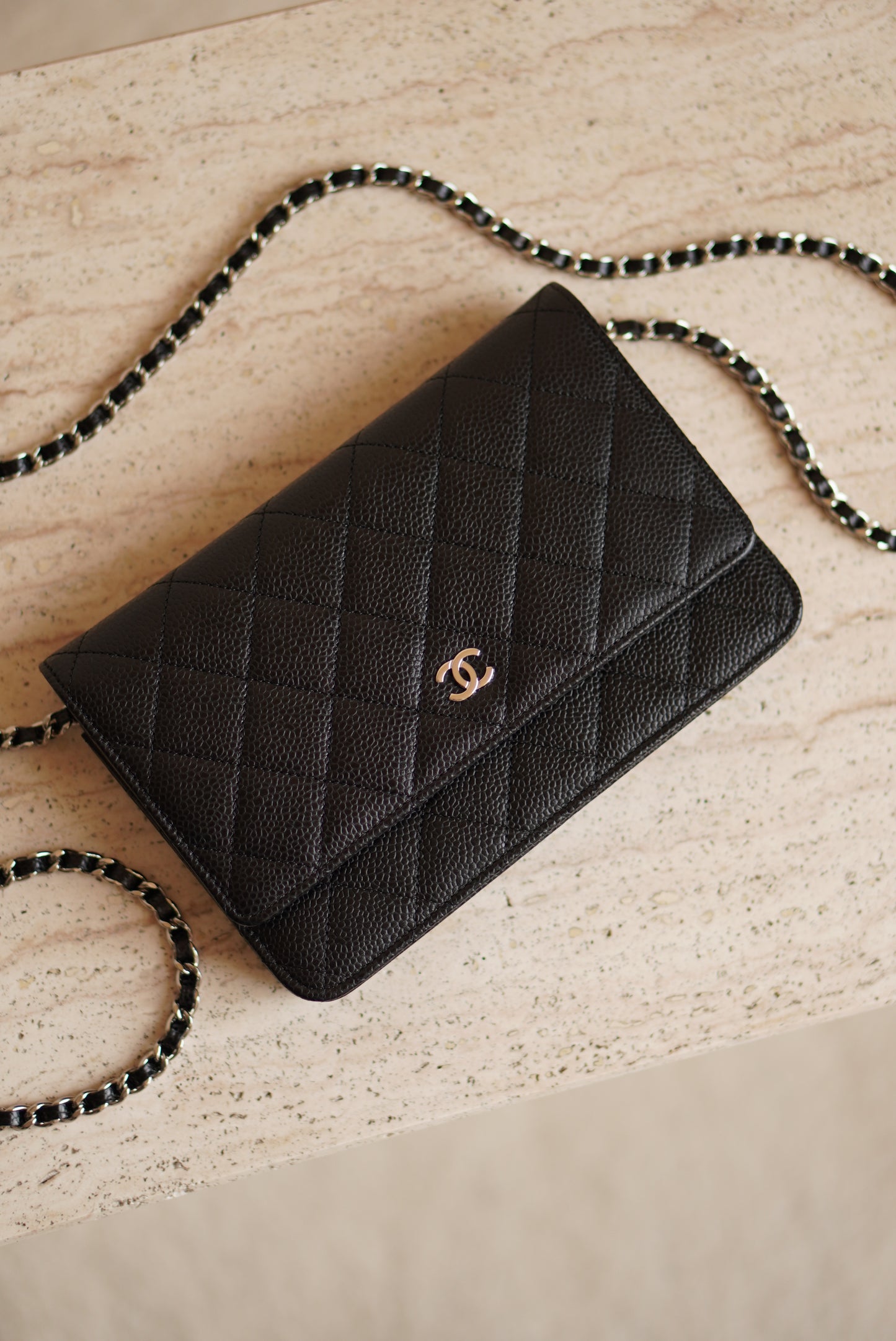 CHANEL WALLET ON CHAIN | BLACK