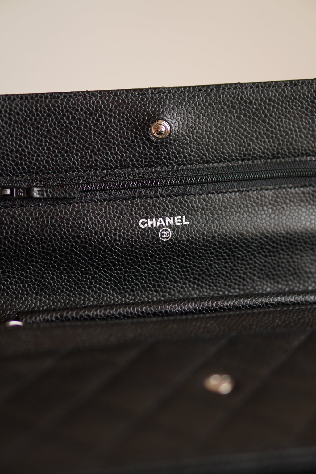 CHANEL WALLET ON CHAIN | BLACK