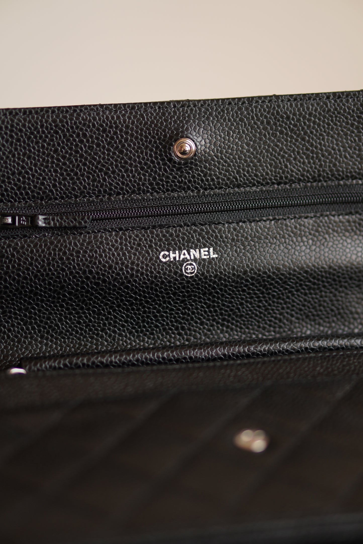 CHANEL WALLET ON CHAIN | BLACK