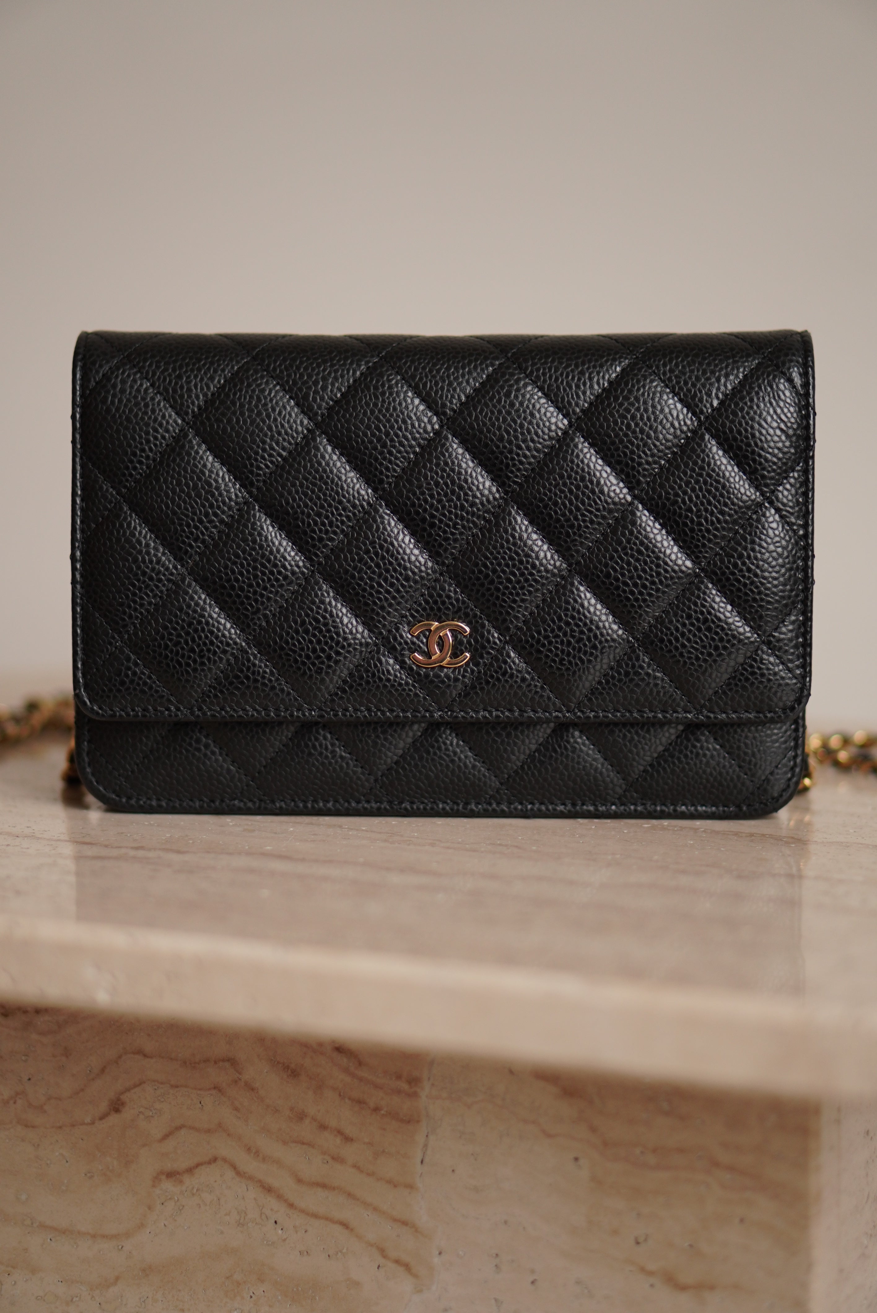 CHANEL WALLET ON CHAIN | BLACK