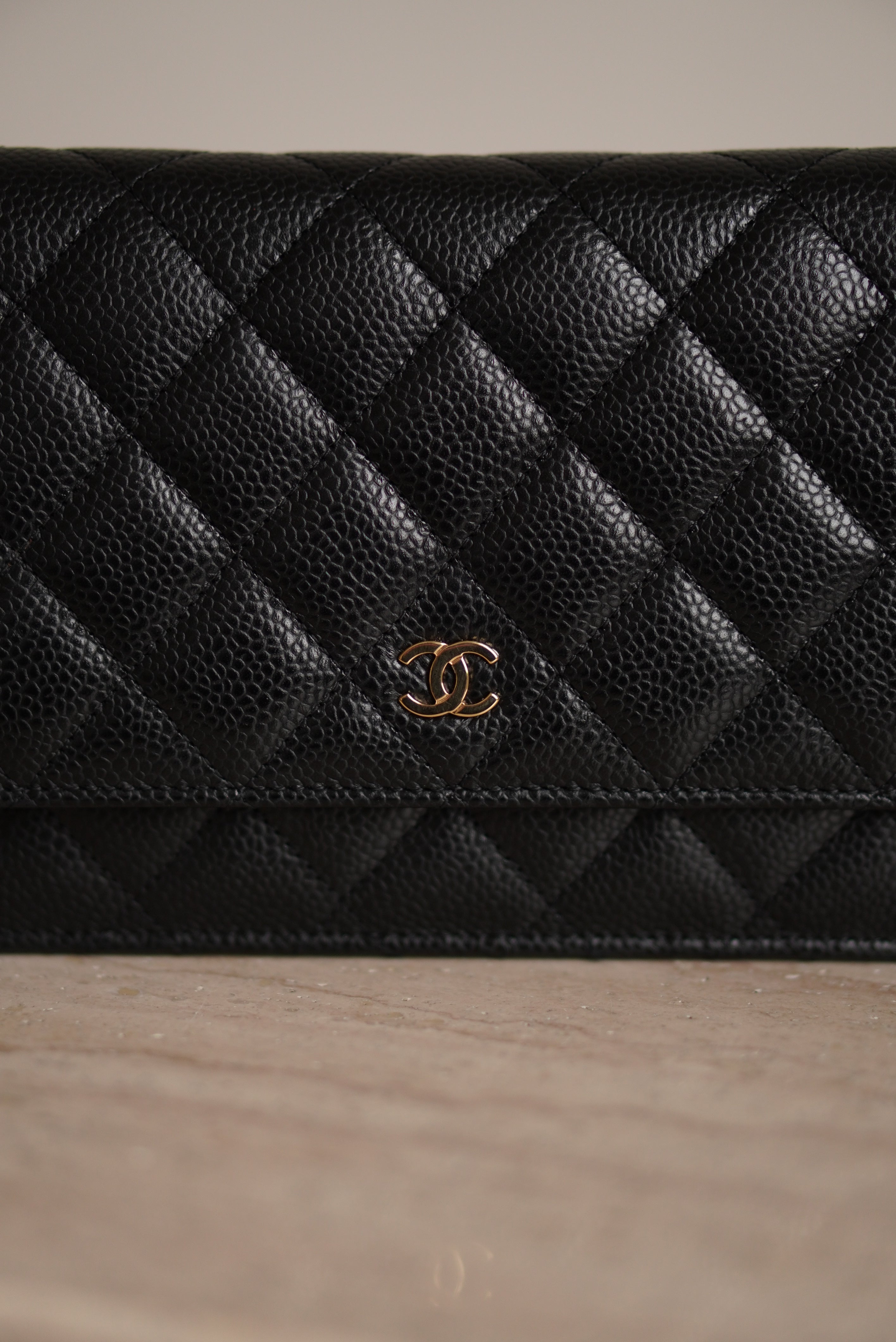 CHANEL WALLET ON CHAIN | BLACK