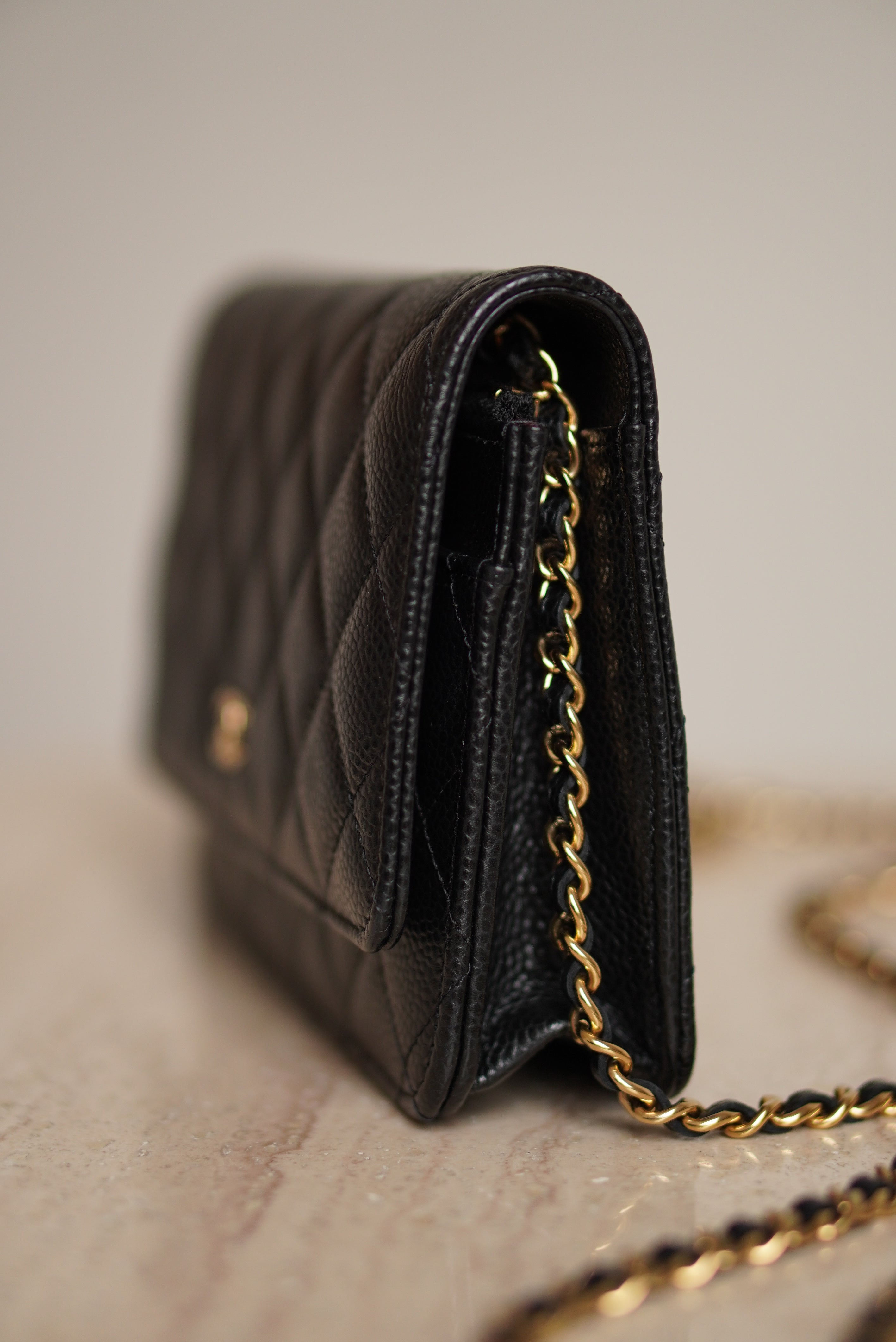 CHANEL WALLET ON CHAIN | BLACK