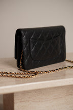 CHANEL WALLET ON CHAIN | BLACK