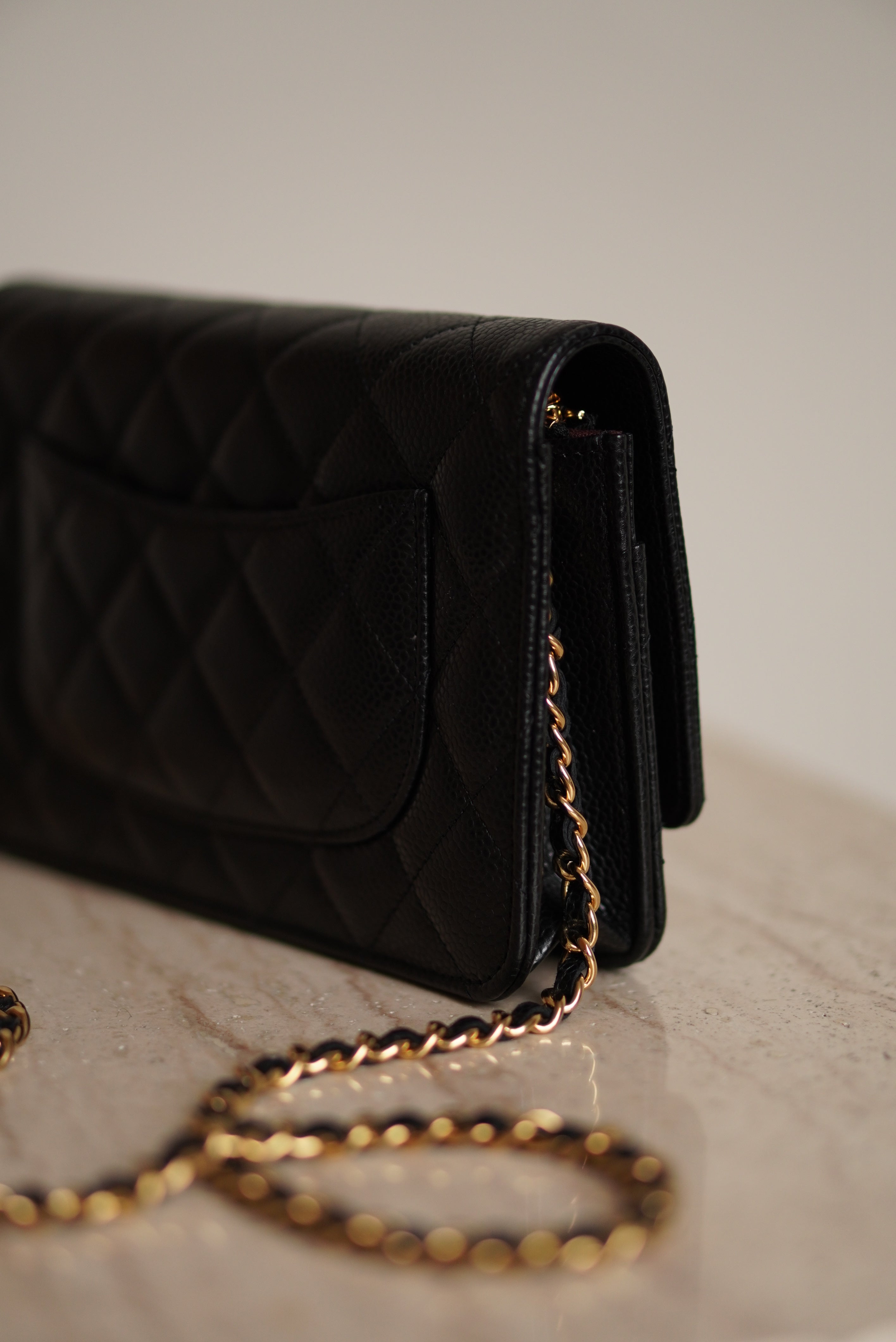 CHANEL WALLET ON CHAIN | BLACK