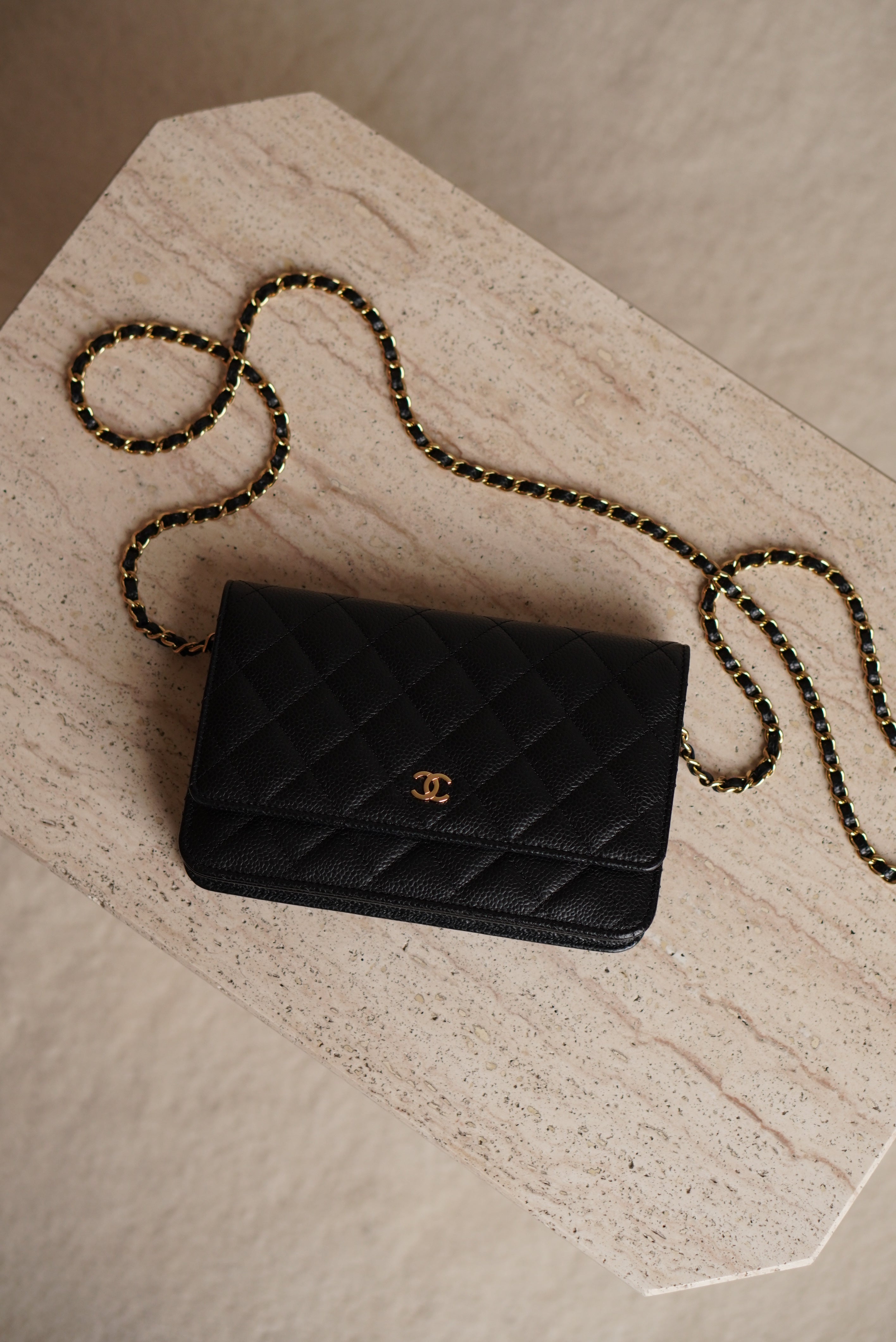 CHANEL WALLET ON CHAIN | BLACK