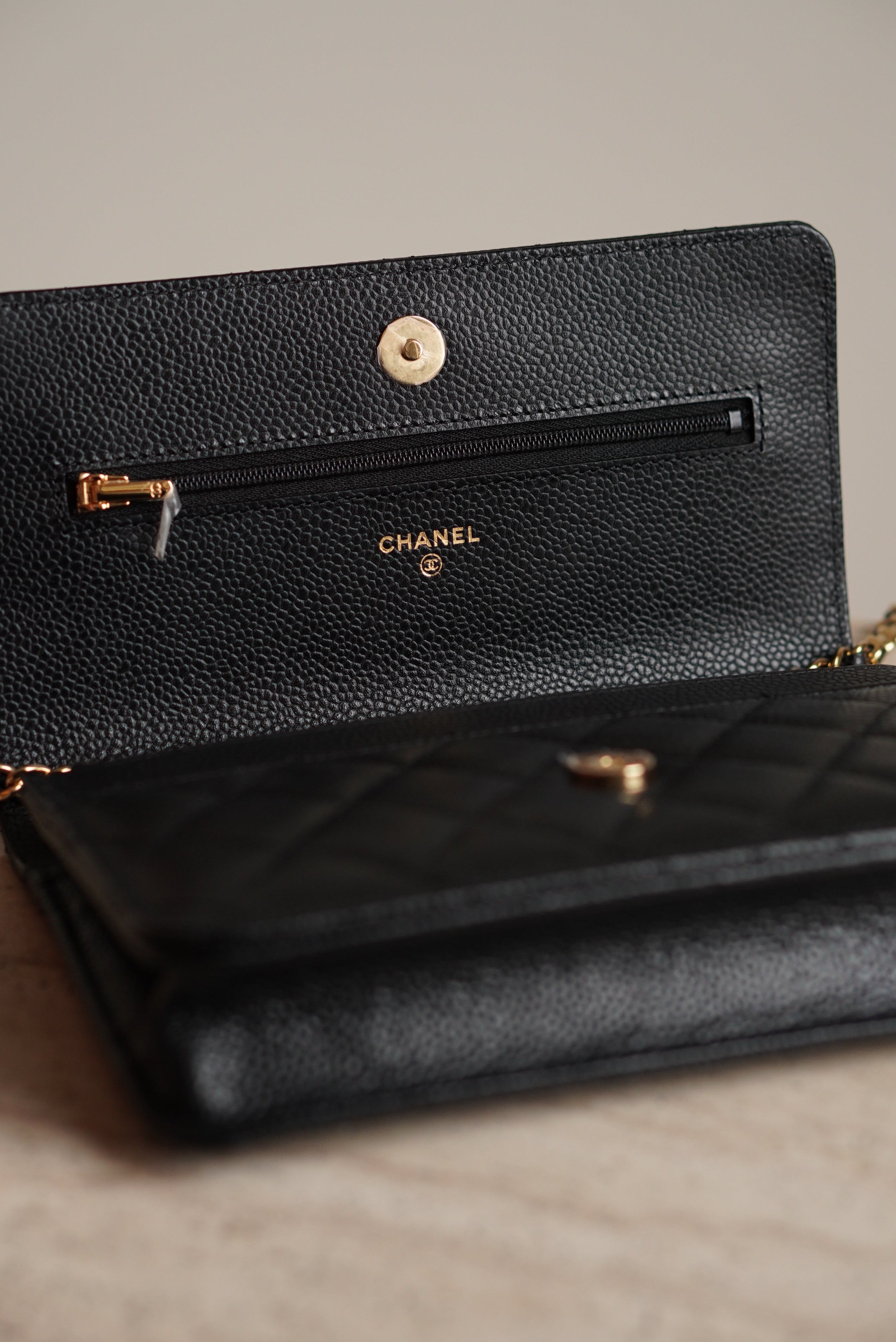 CHANEL WALLET ON CHAIN | BLACK
