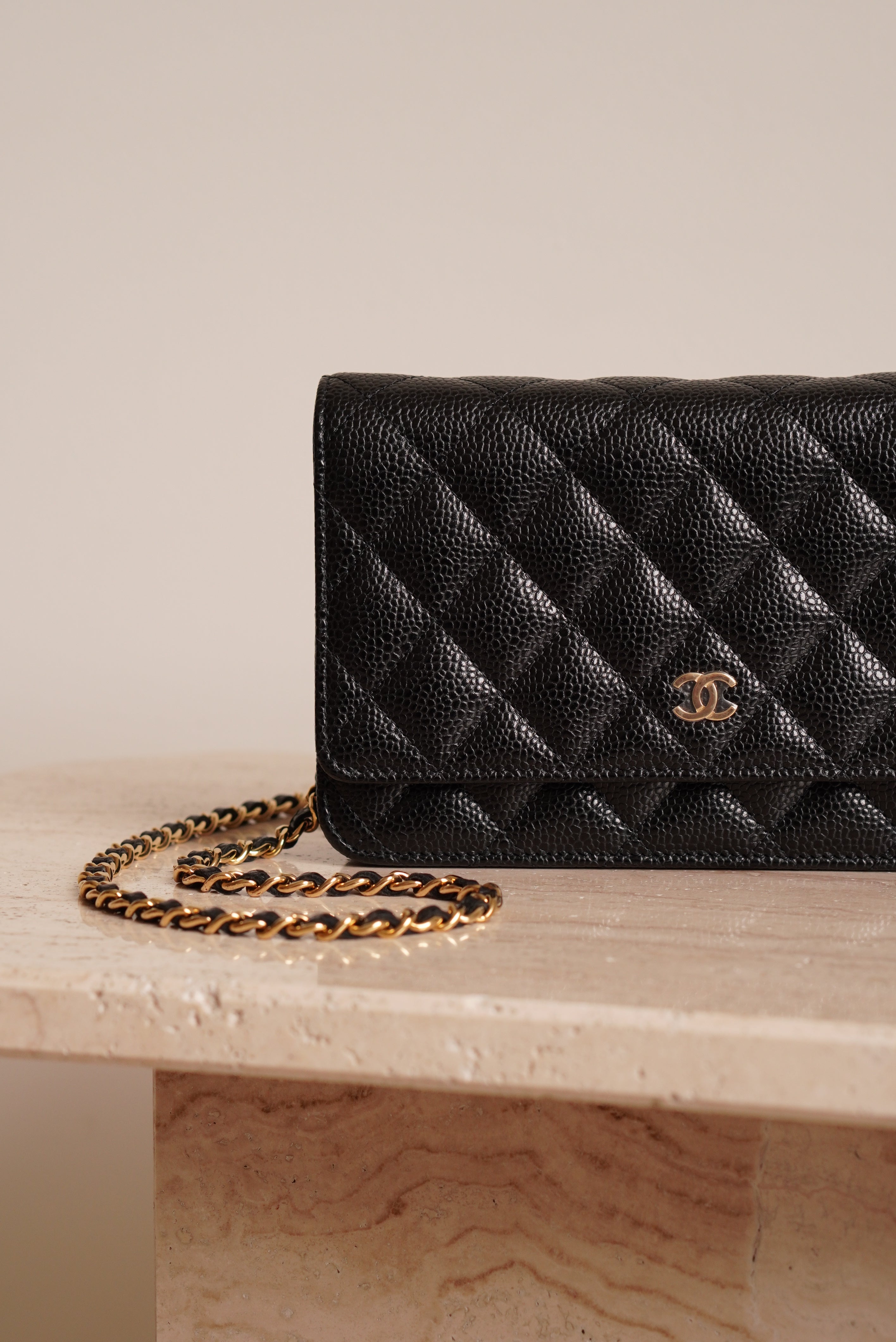 CHANEL WALLET ON CHAIN | BLACK
