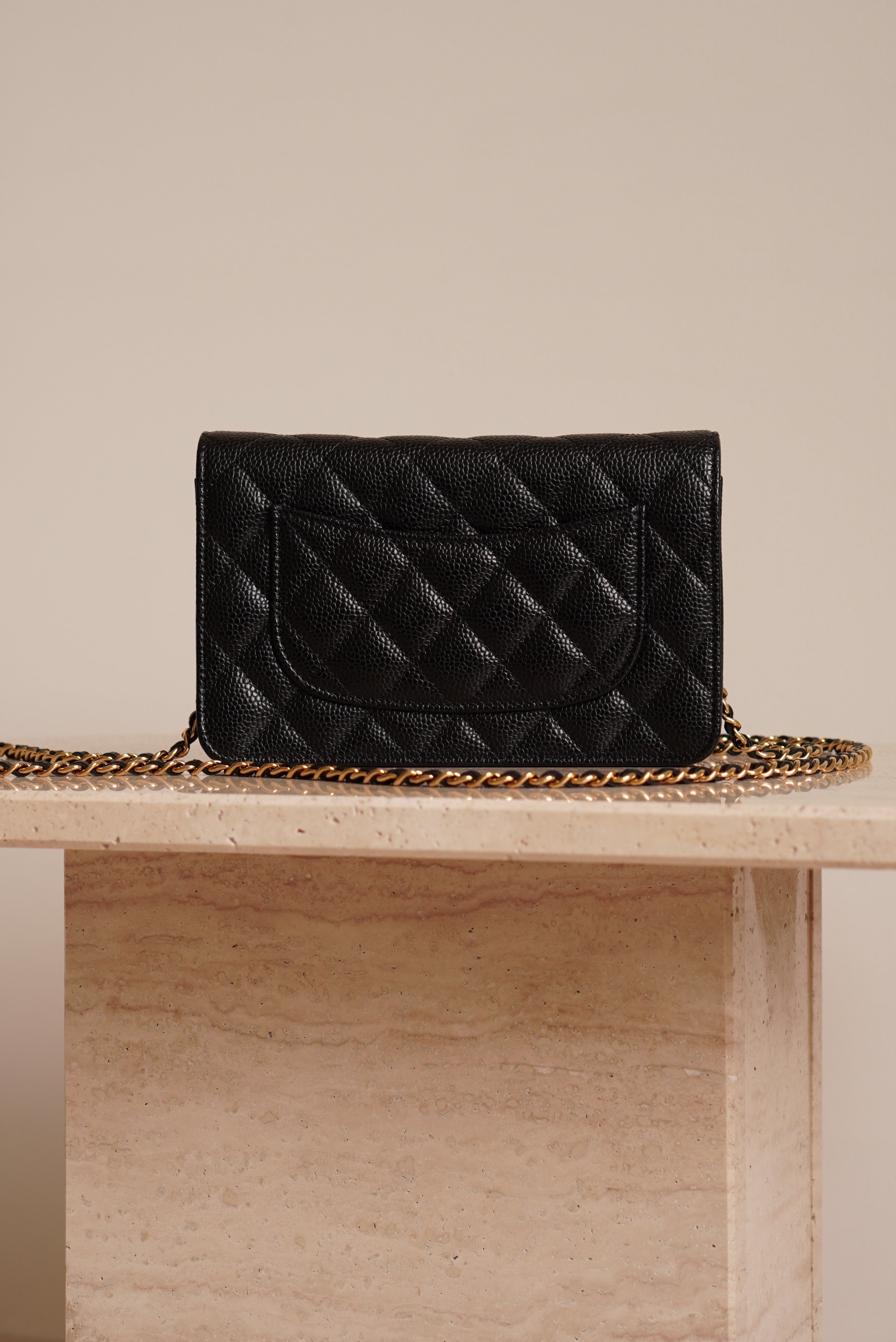 CHANEL WALLET ON CHAIN | BLACK