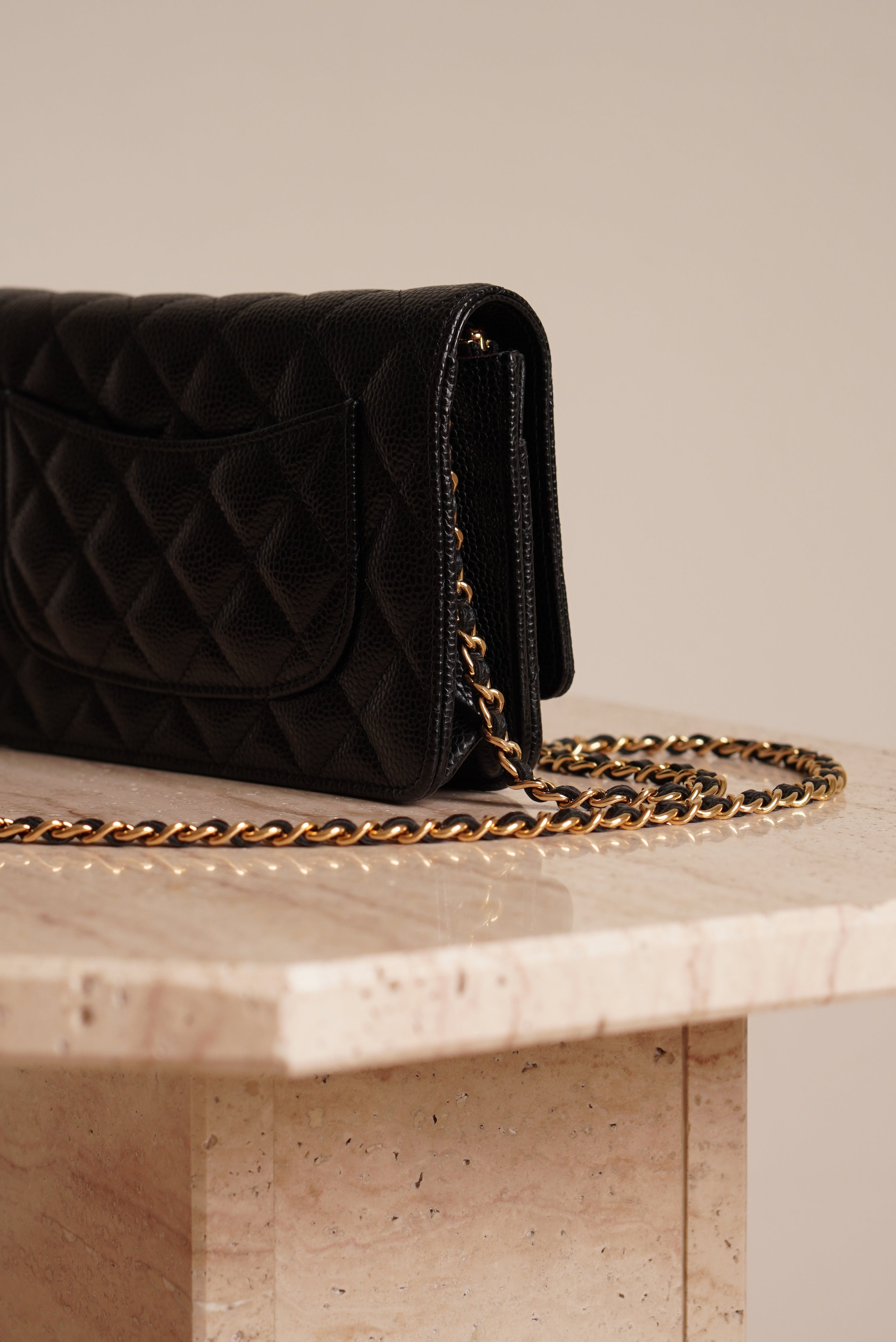 CHANEL WALLET ON CHAIN | BLACK