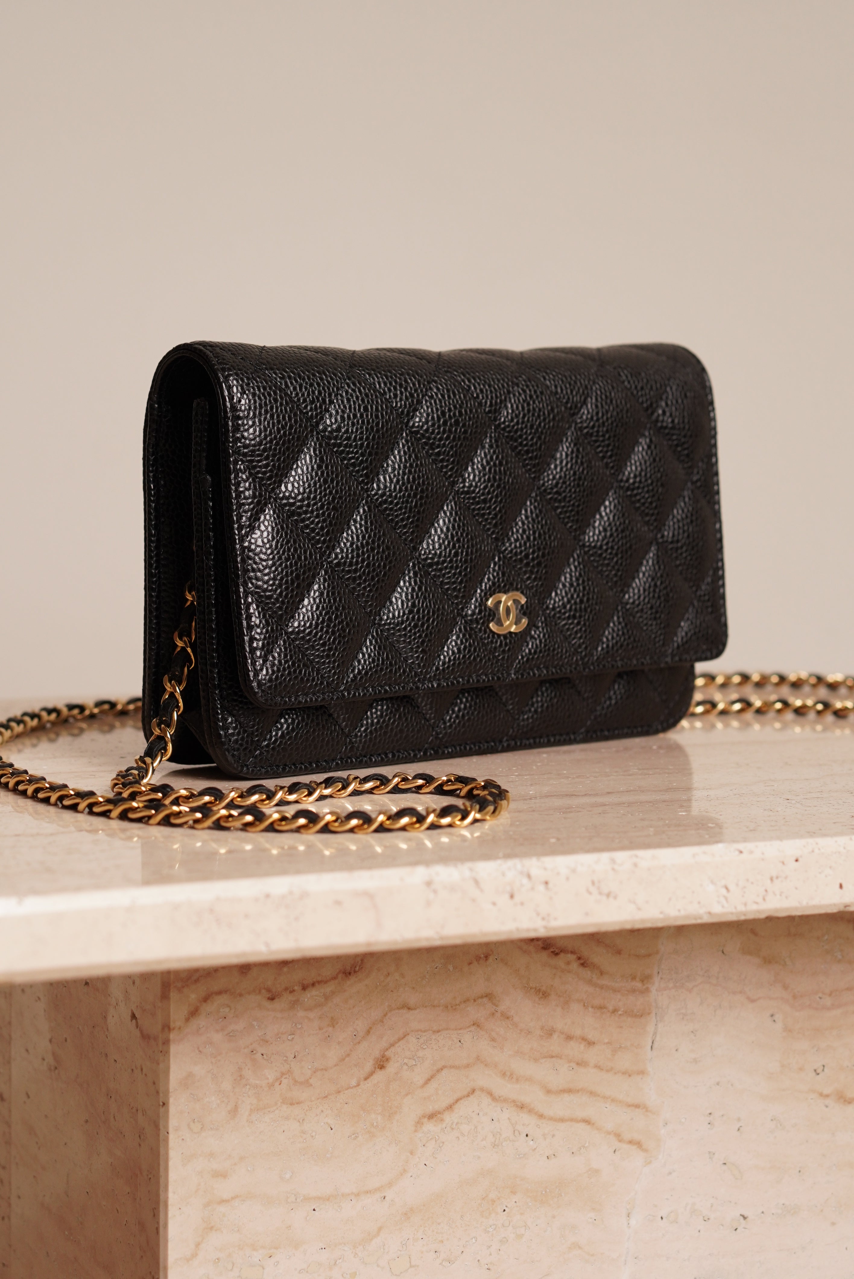 CHANEL WALLET ON CHAIN | BLACK