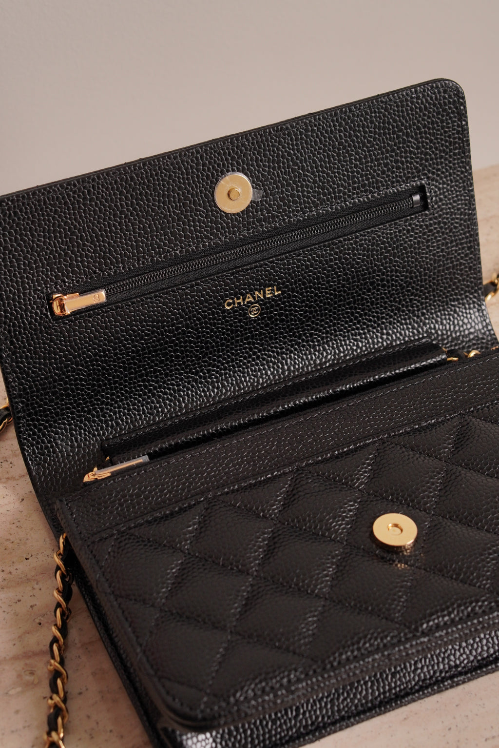 CHANEL WALLET ON CHAIN | BLACK