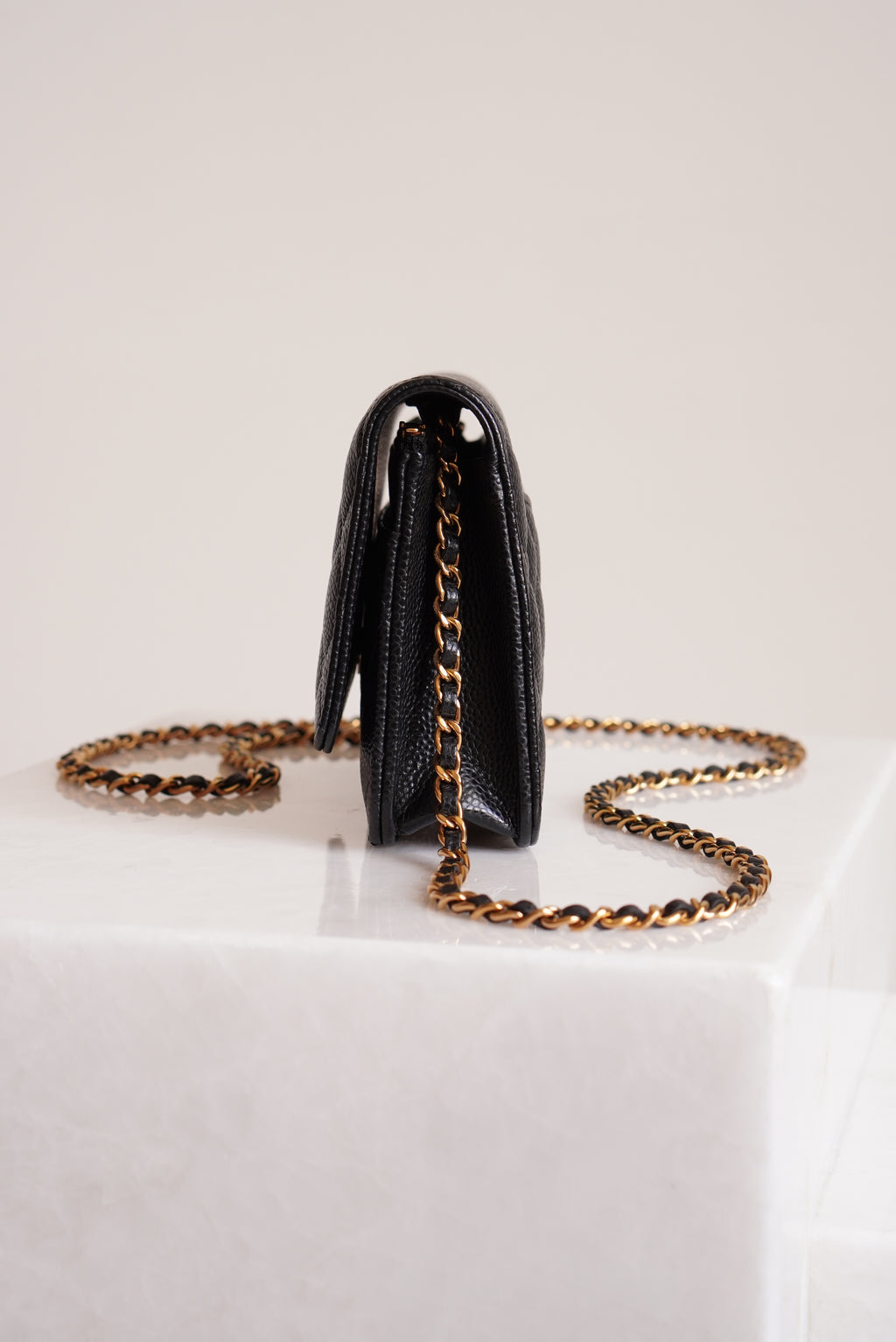 CHANEL WALLET ON CHAIN | BLACK