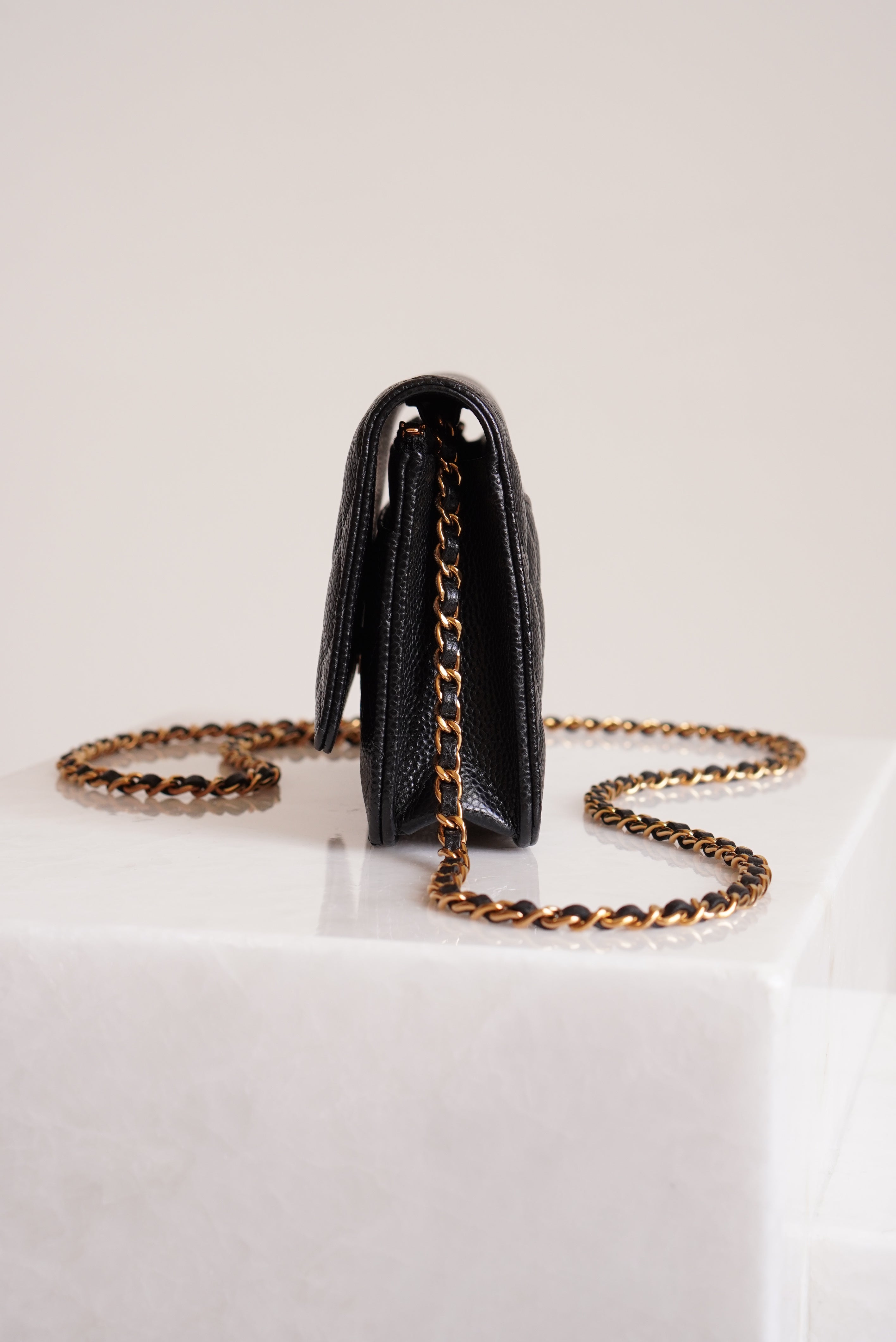 CHANEL WALLET ON CHAIN | BLACK