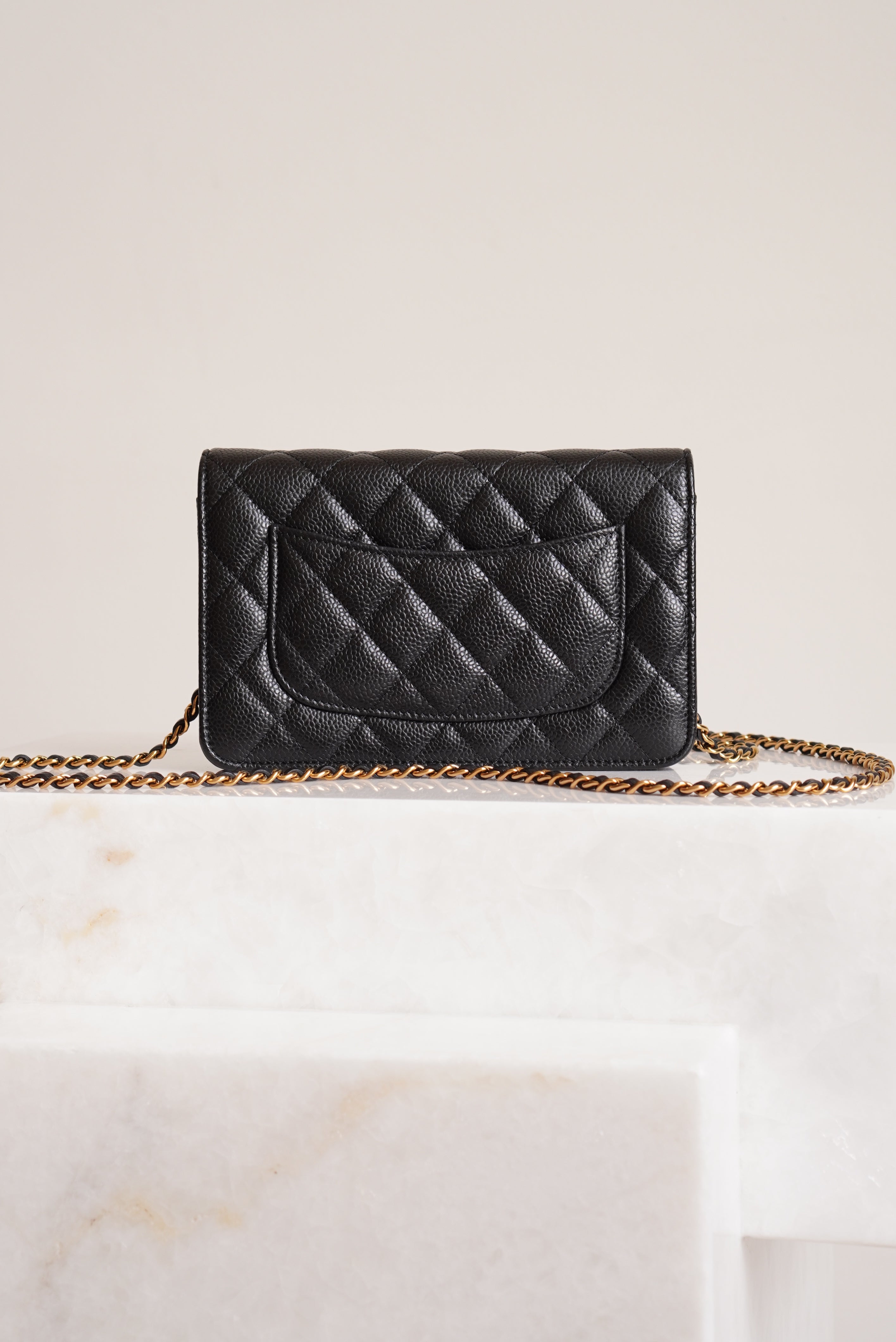 CHANEL WALLET ON CHAIN | BLACK