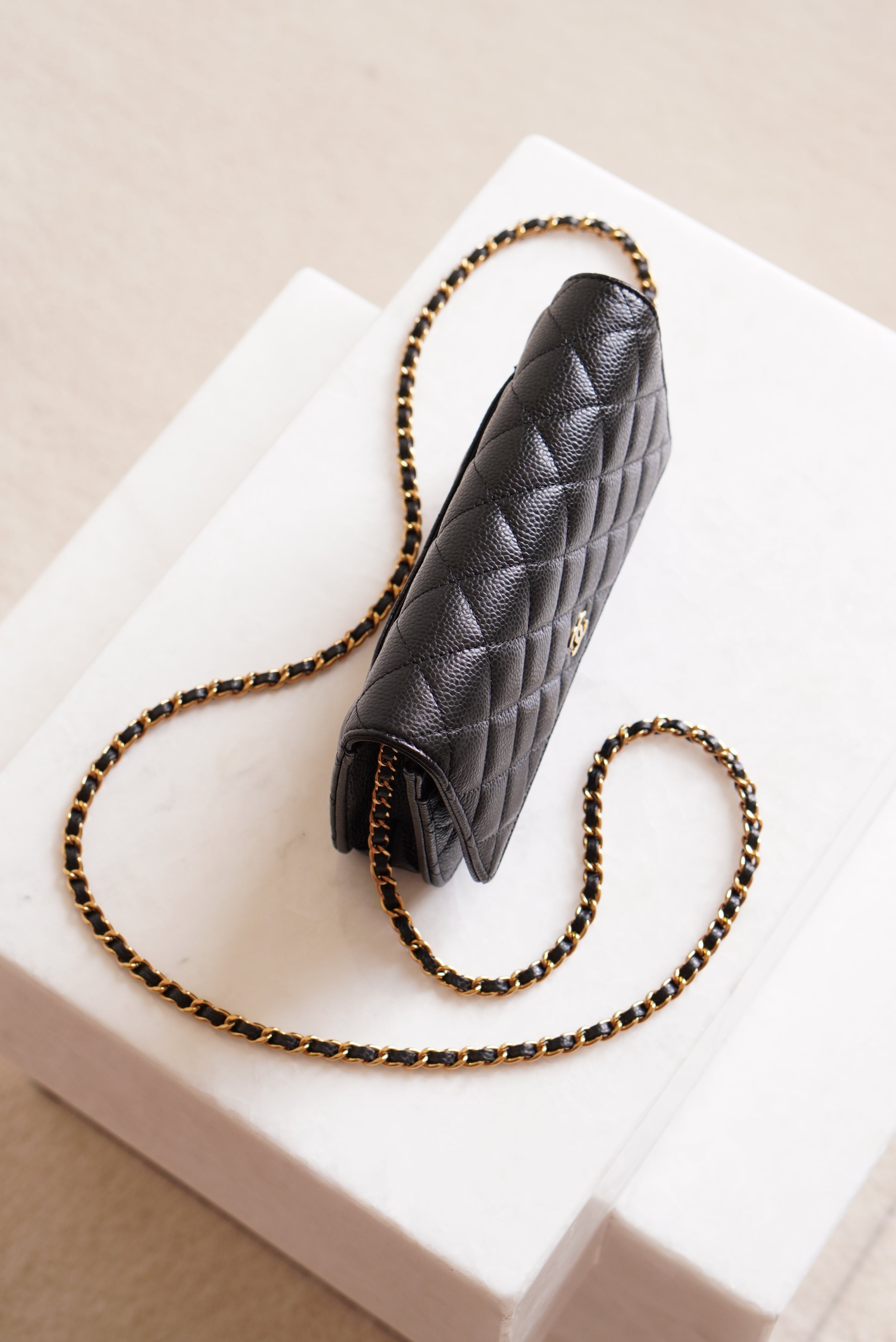 CHANEL WALLET ON CHAIN | BLACK