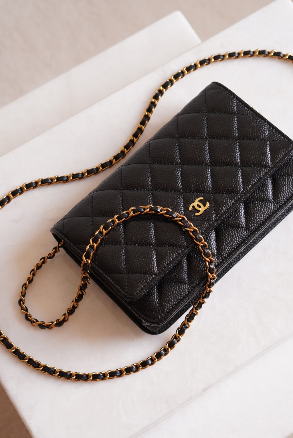 CHANEL WALLET ON CHAIN | BLACK
