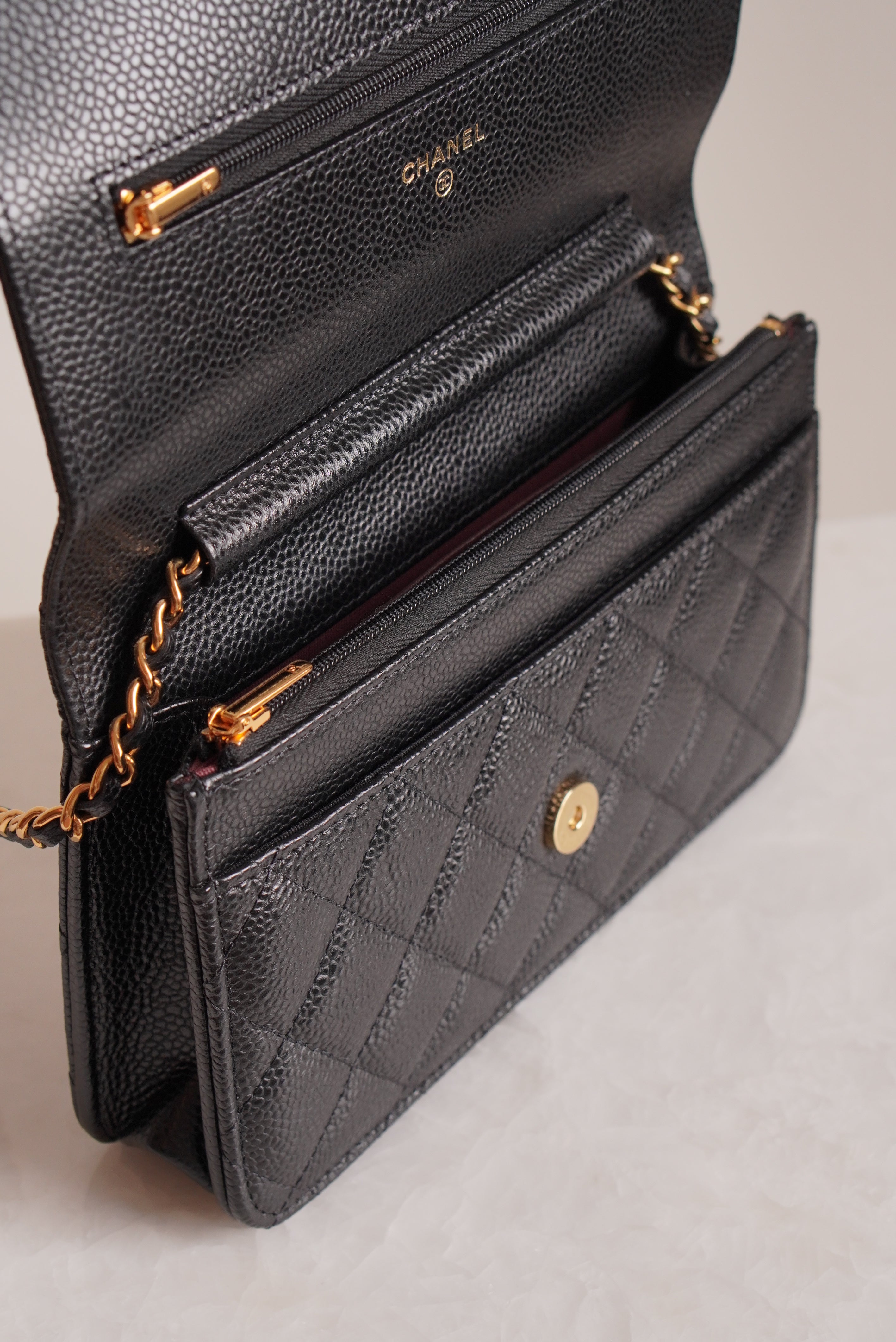 CHANEL WALLET ON CHAIN | BLACK