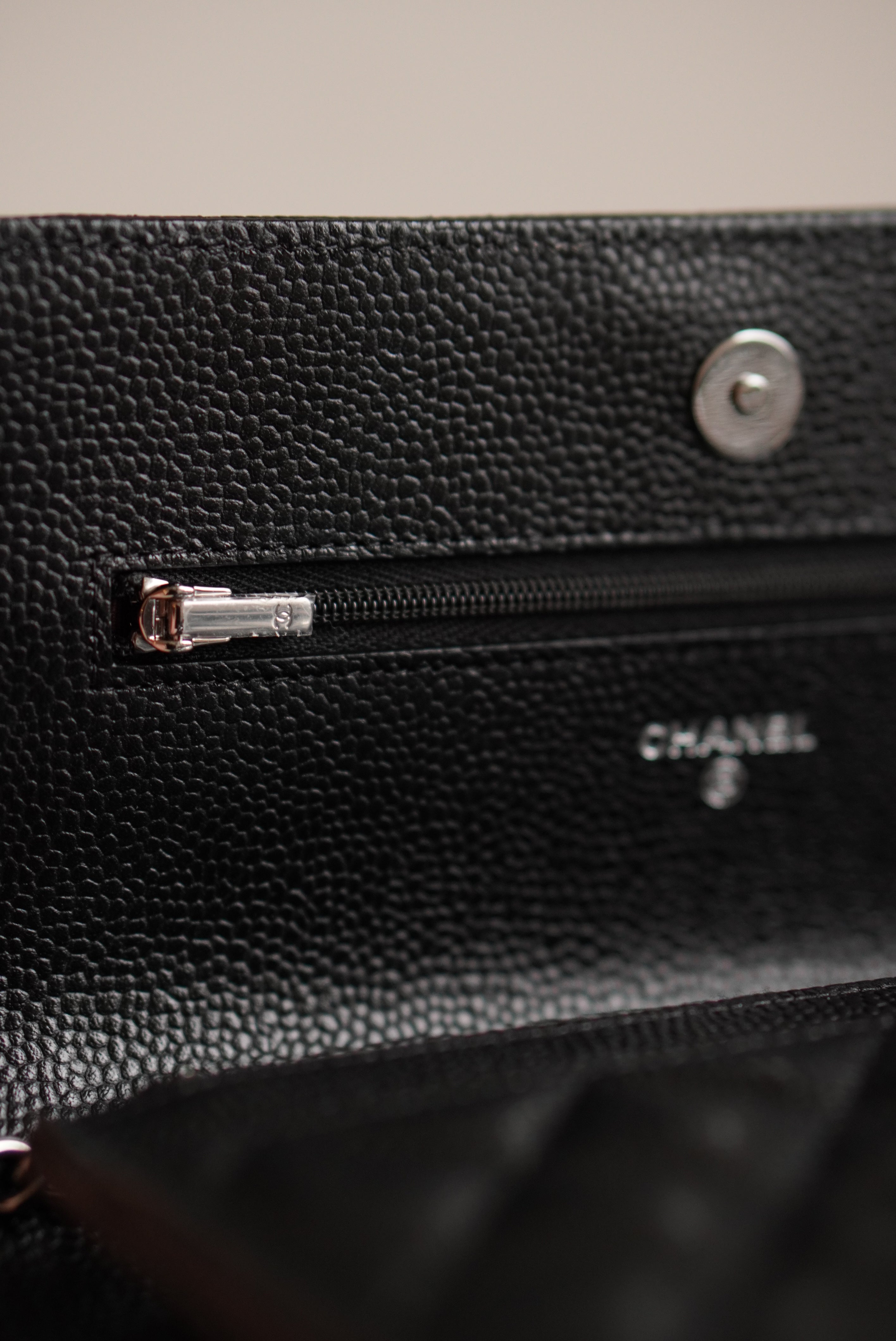 CHANEL WALLET ON CHAIN