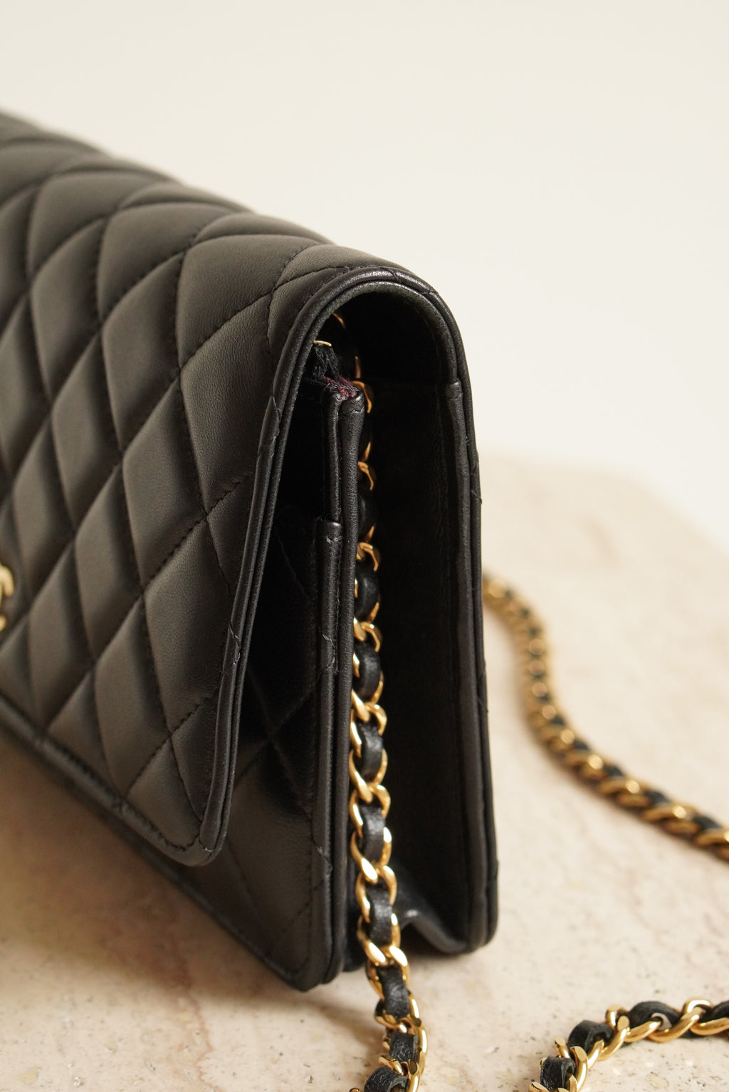 CHANEL WALLET ON CHAIN | BLACK
