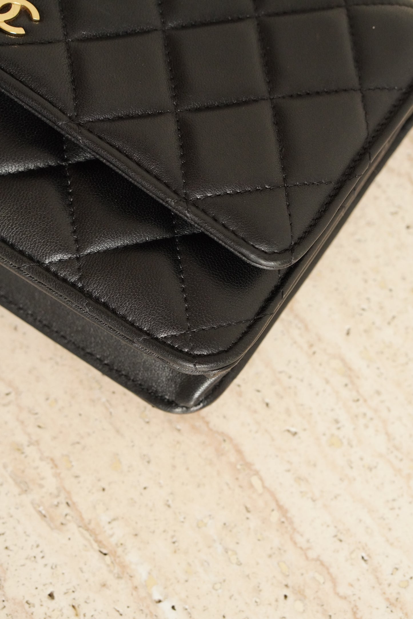 CHANEL WALLET ON CHAIN | BLACK