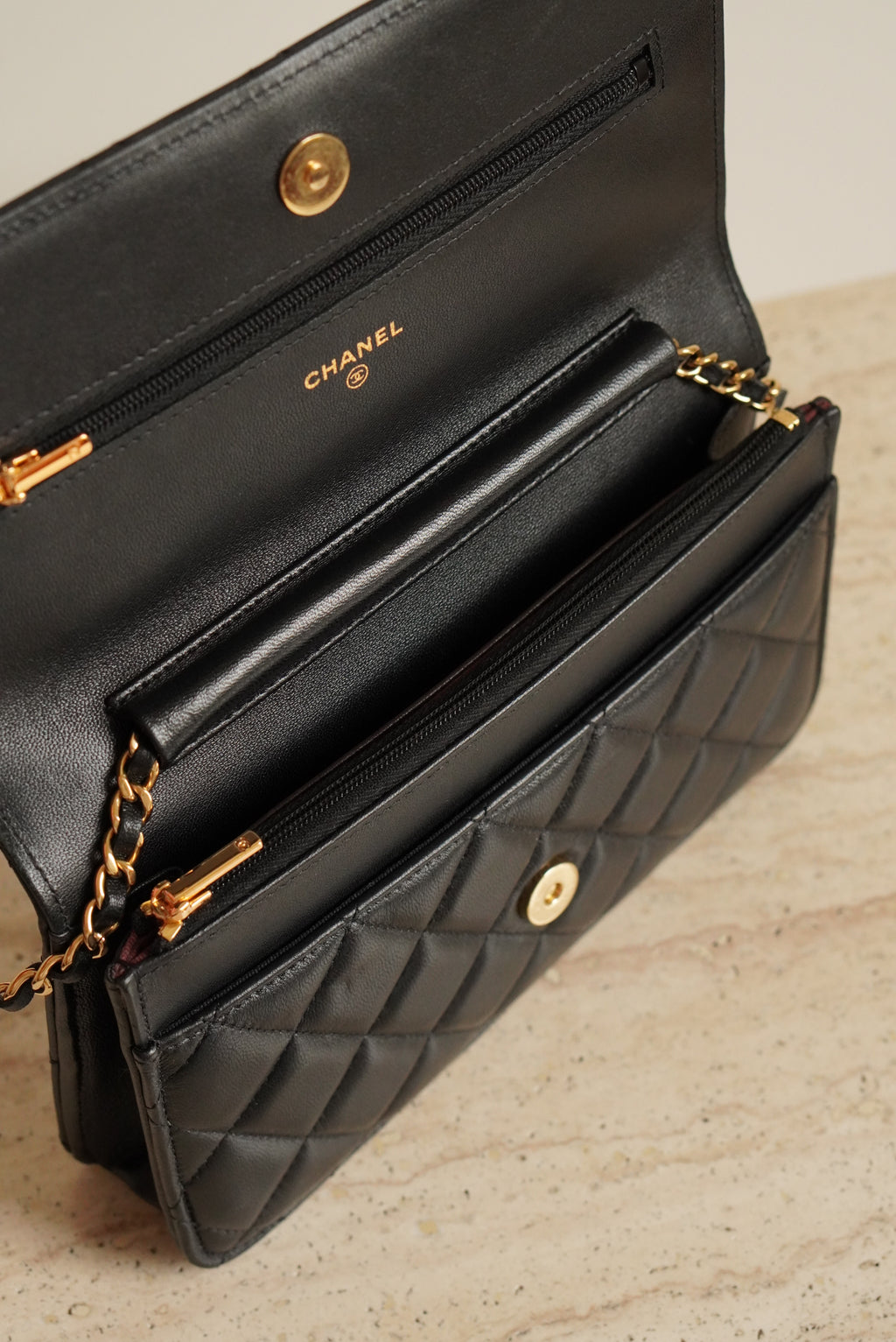 CHANEL WALLET ON CHAIN | BLACK