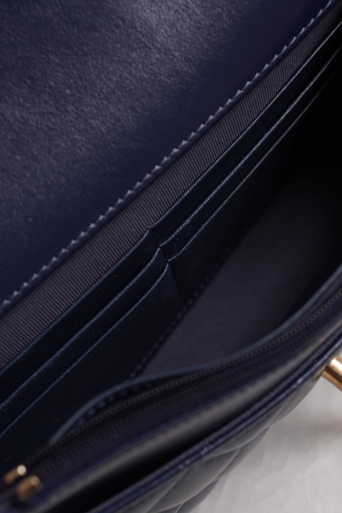 CHANEL PILLOW CRUSH WALLET ON CHAIN | DARK BLUE