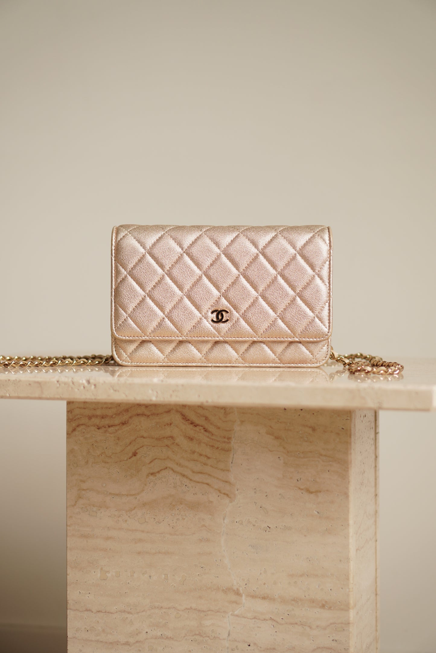 CHANEL WALLET ON CHAIN | METALLIC GOLD