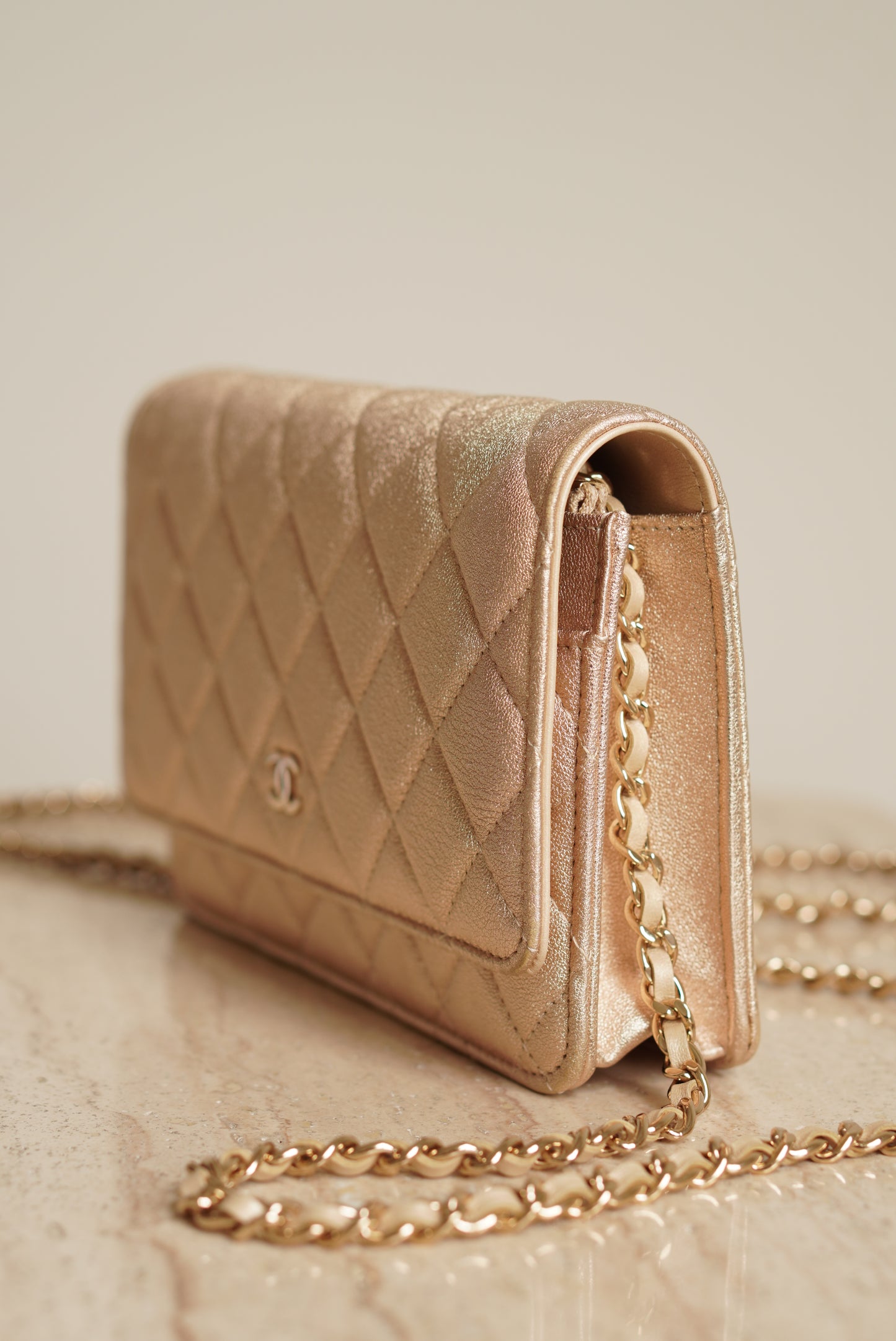 CHANEL WALLET ON CHAIN | METALLIC GOLD