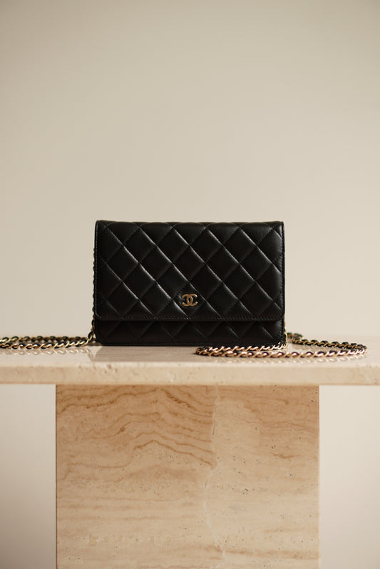 CHANEL WALLET ON CHAIN