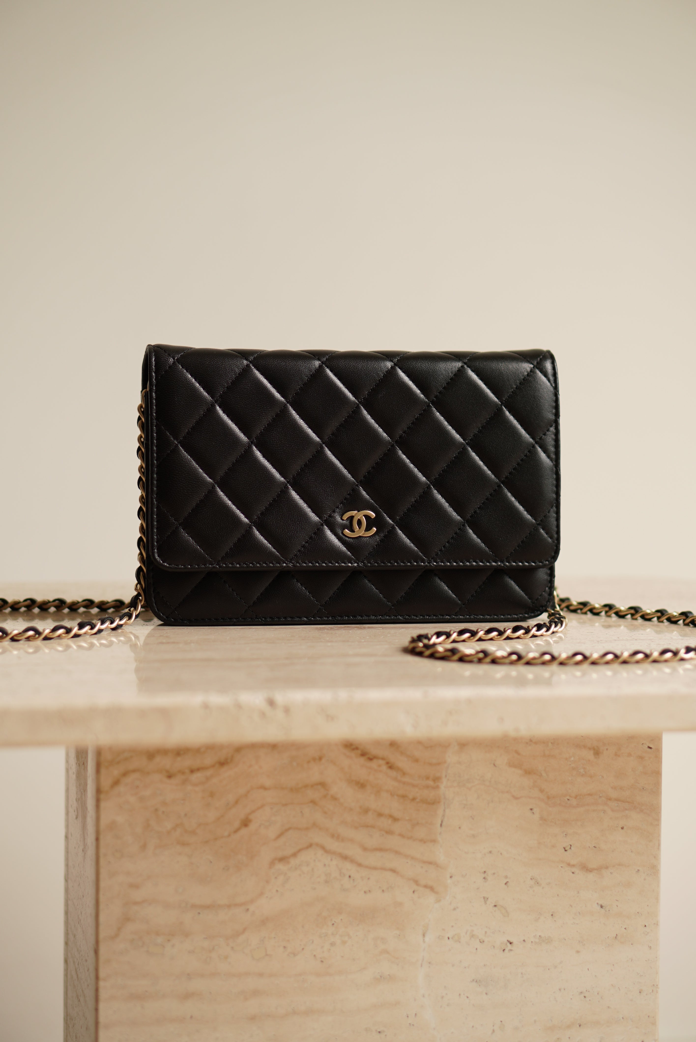 CHANEL WALLET ON CHAIN