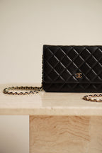 CHANEL WALLET ON CHAIN