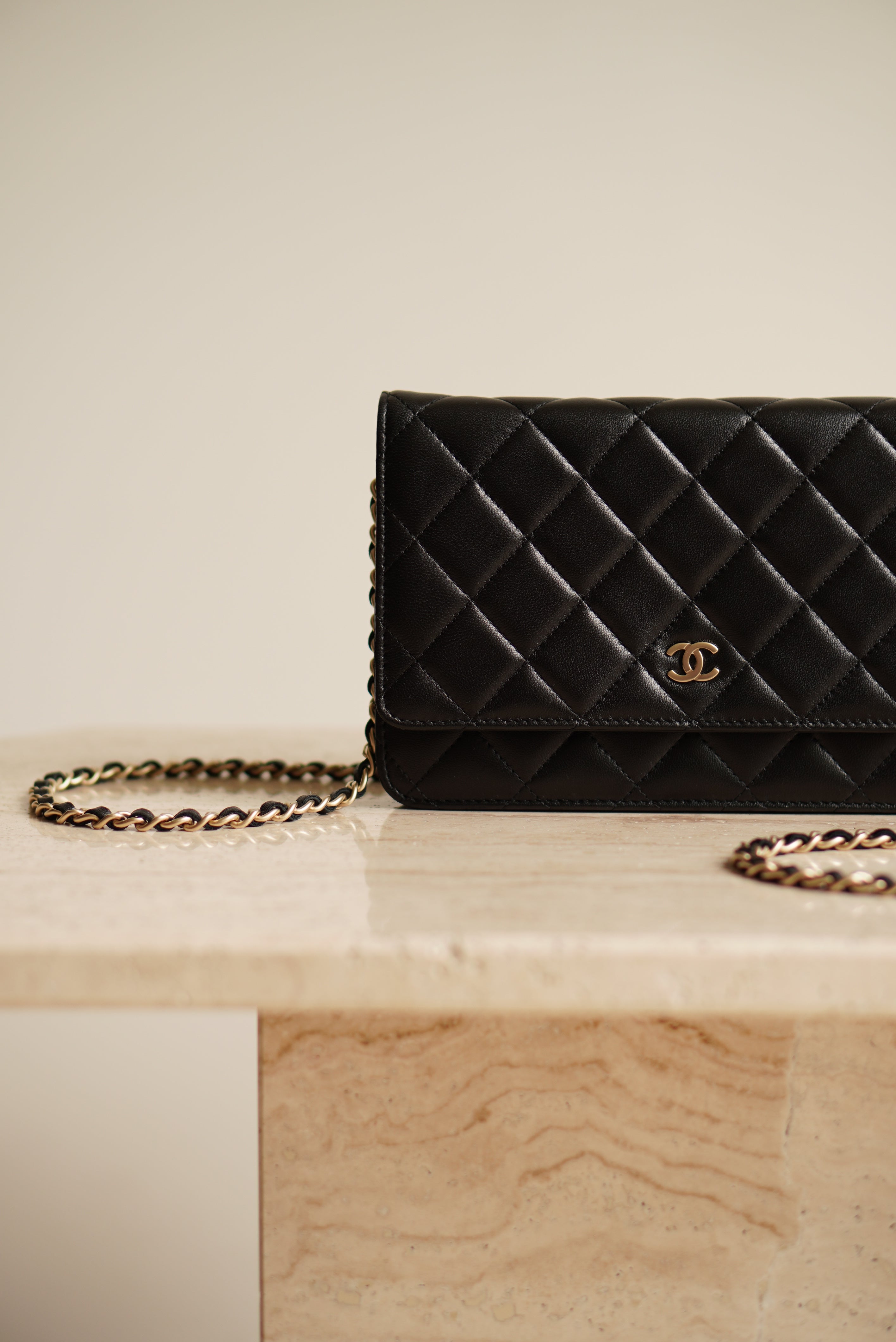 CHANEL WALLET ON CHAIN
