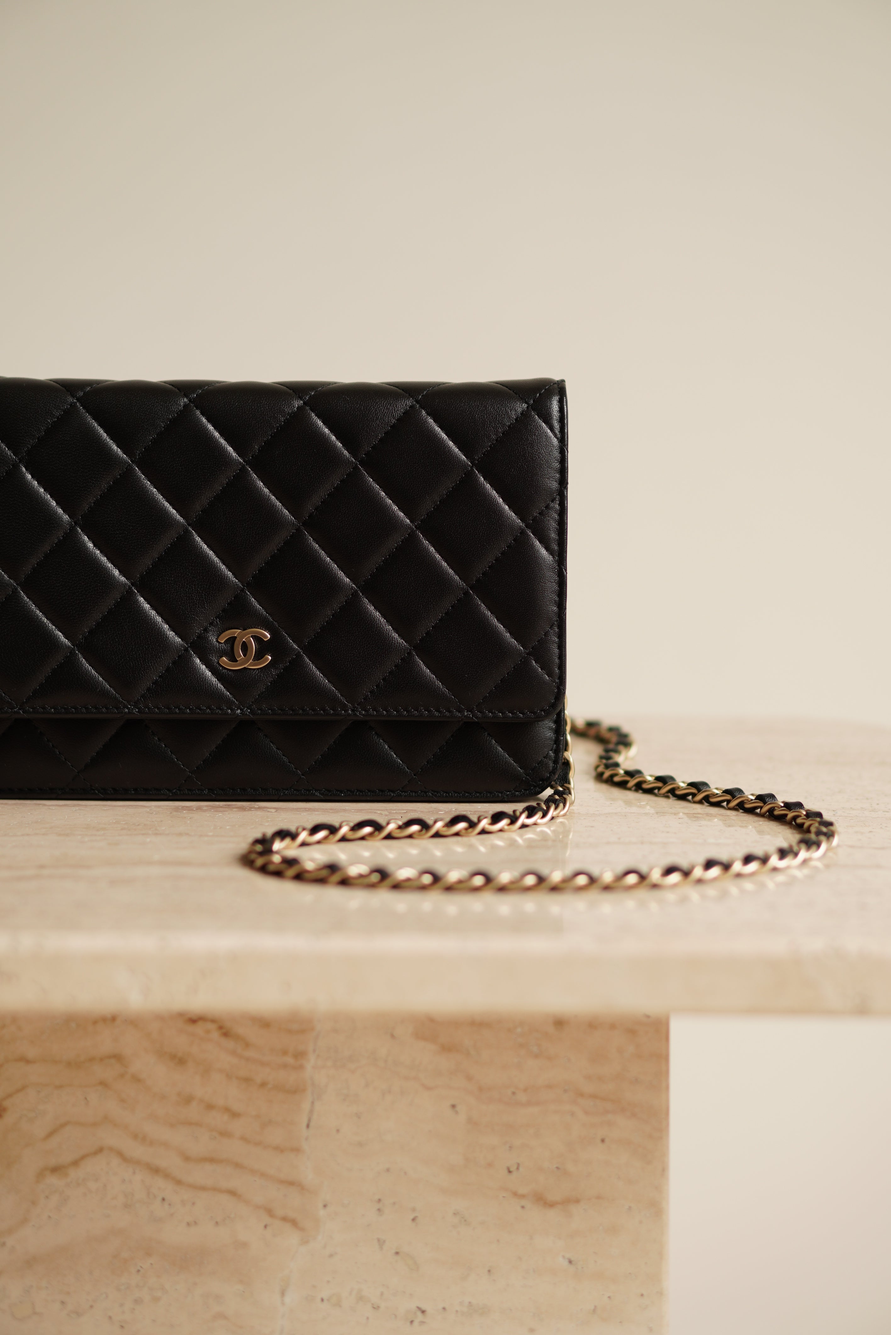 CHANEL WALLET ON CHAIN