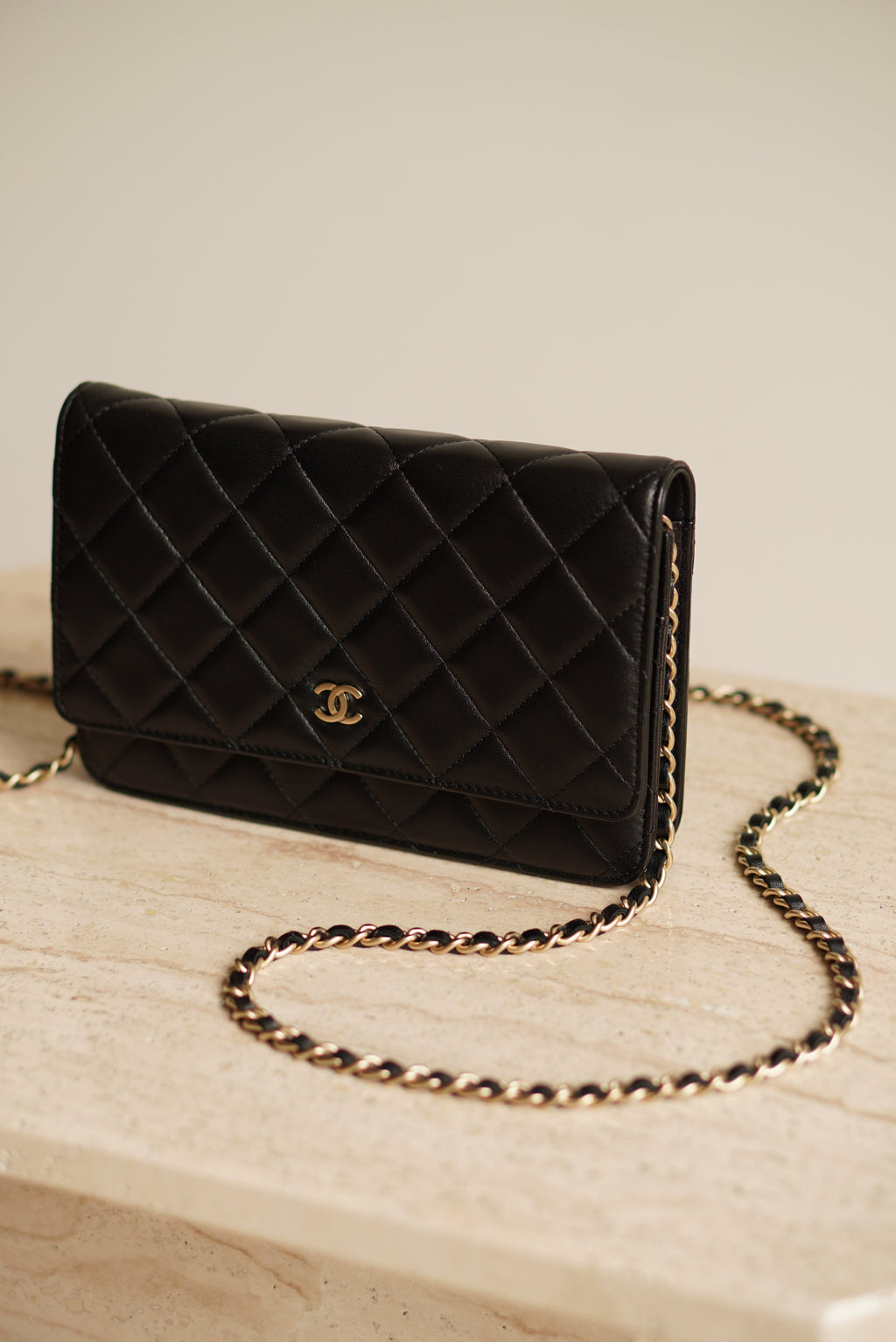 CHANEL WALLET ON CHAIN