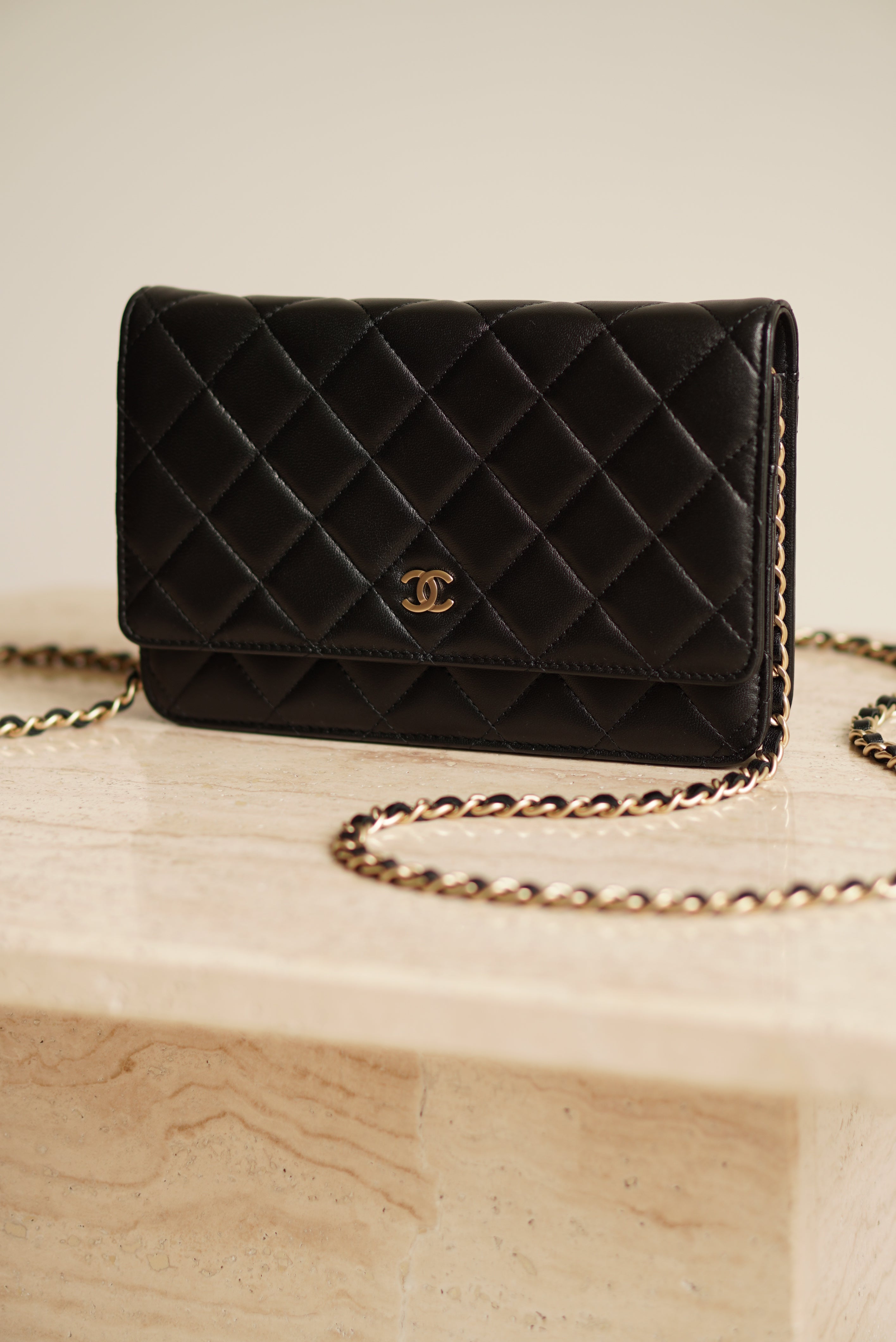 CHANEL WALLET ON CHAIN
