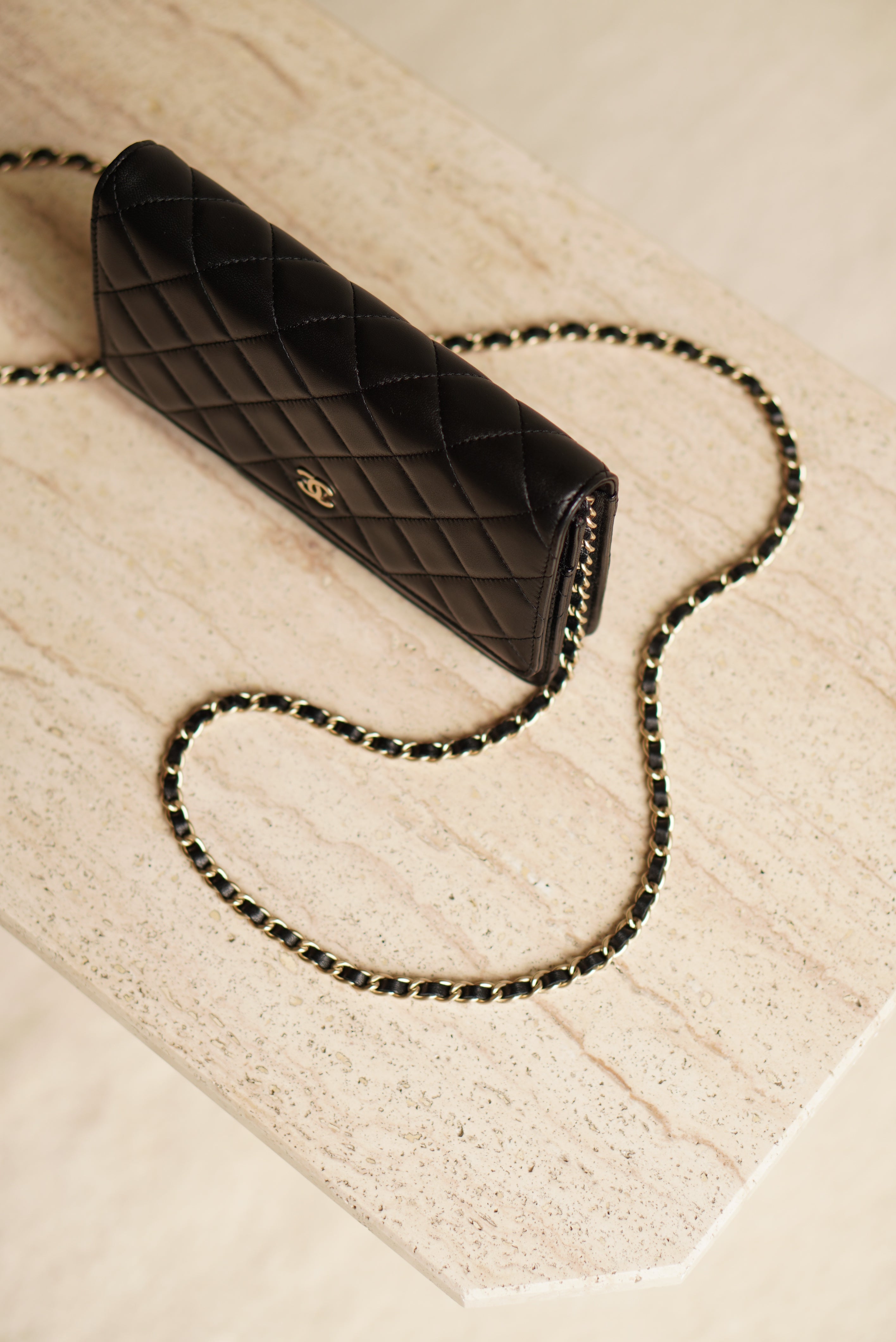 CHANEL WALLET ON CHAIN