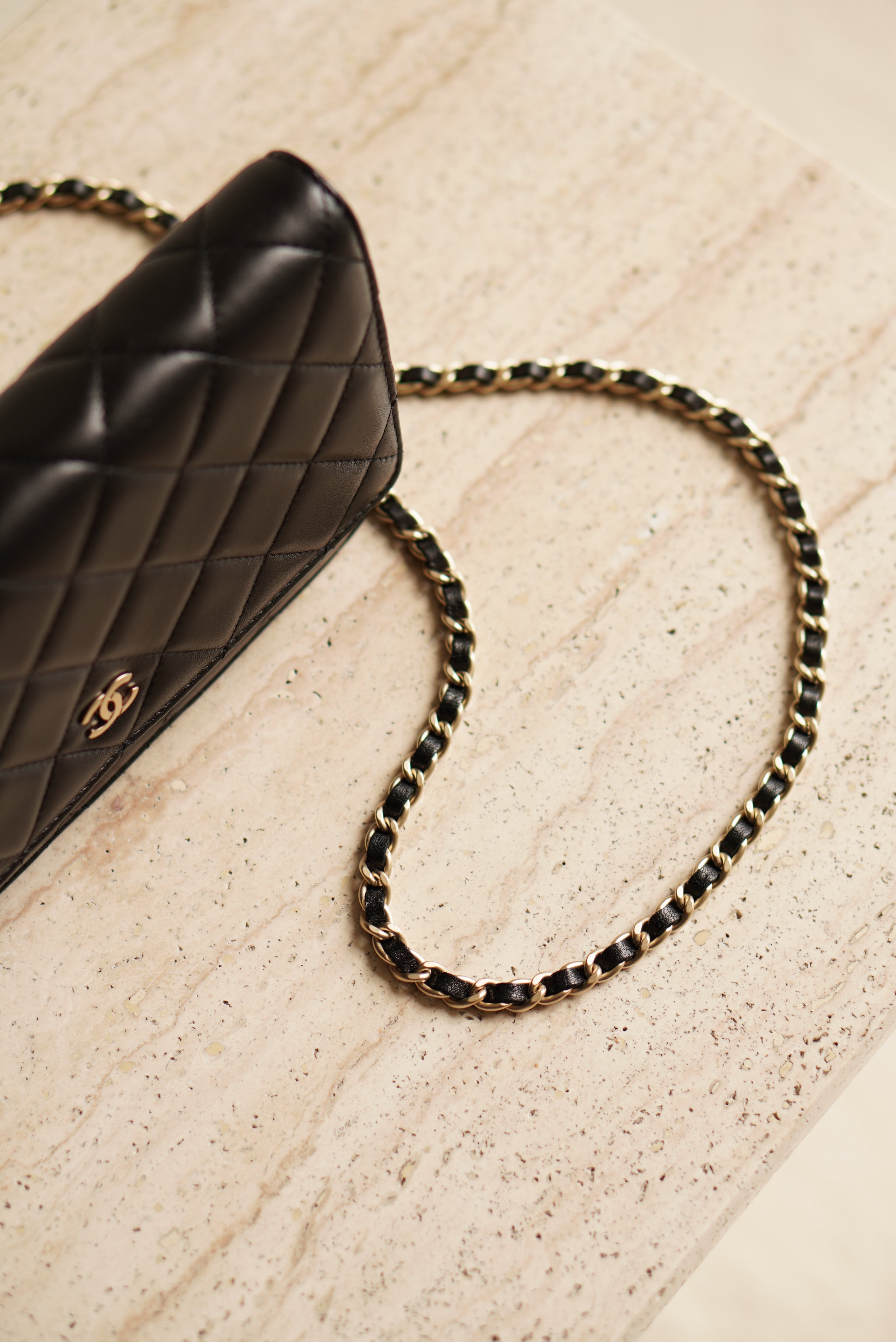 CHANEL WALLET ON CHAIN