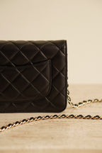 CHANEL WALLET ON CHAIN
