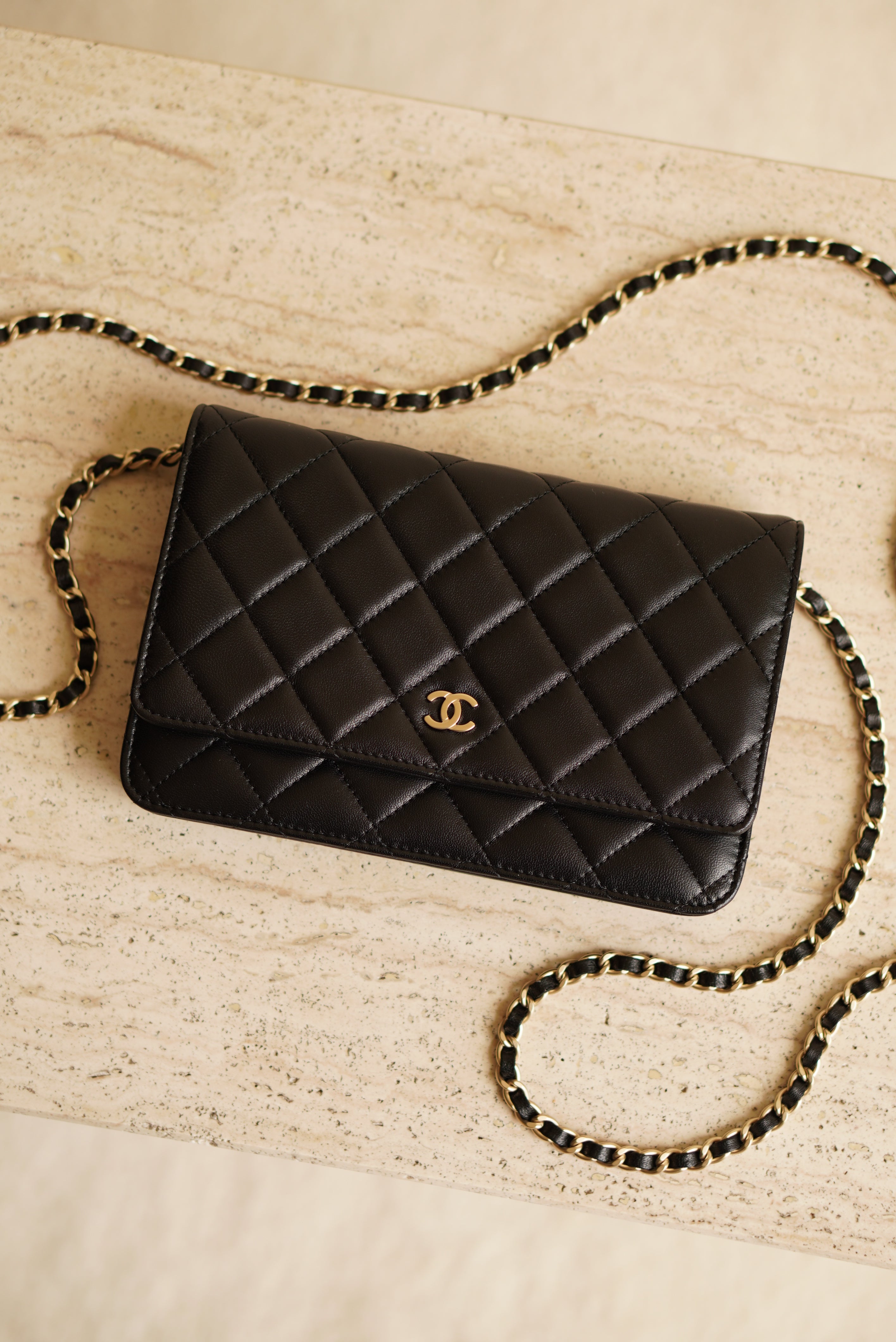 CHANEL WALLET ON CHAIN