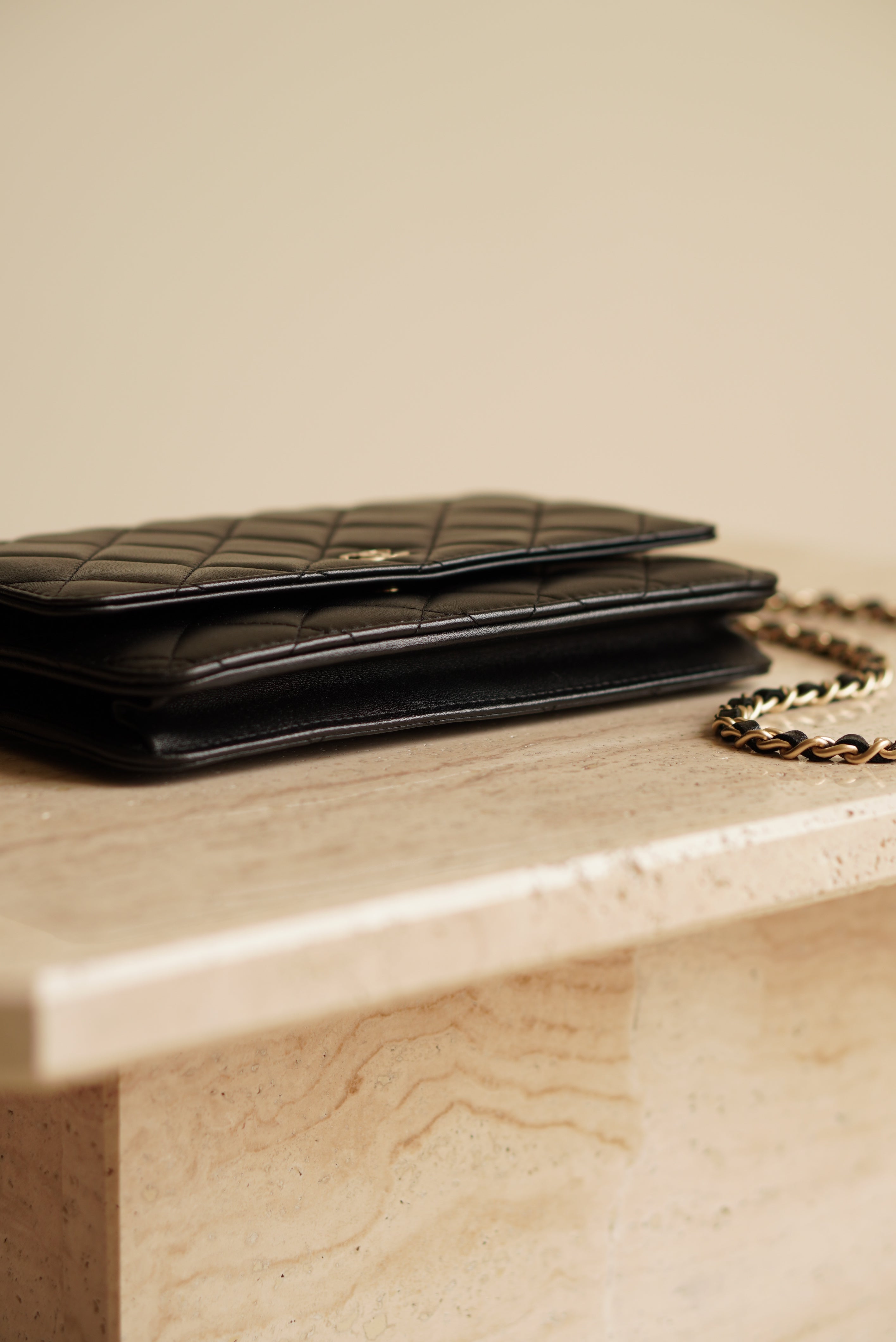 CHANEL WALLET ON CHAIN