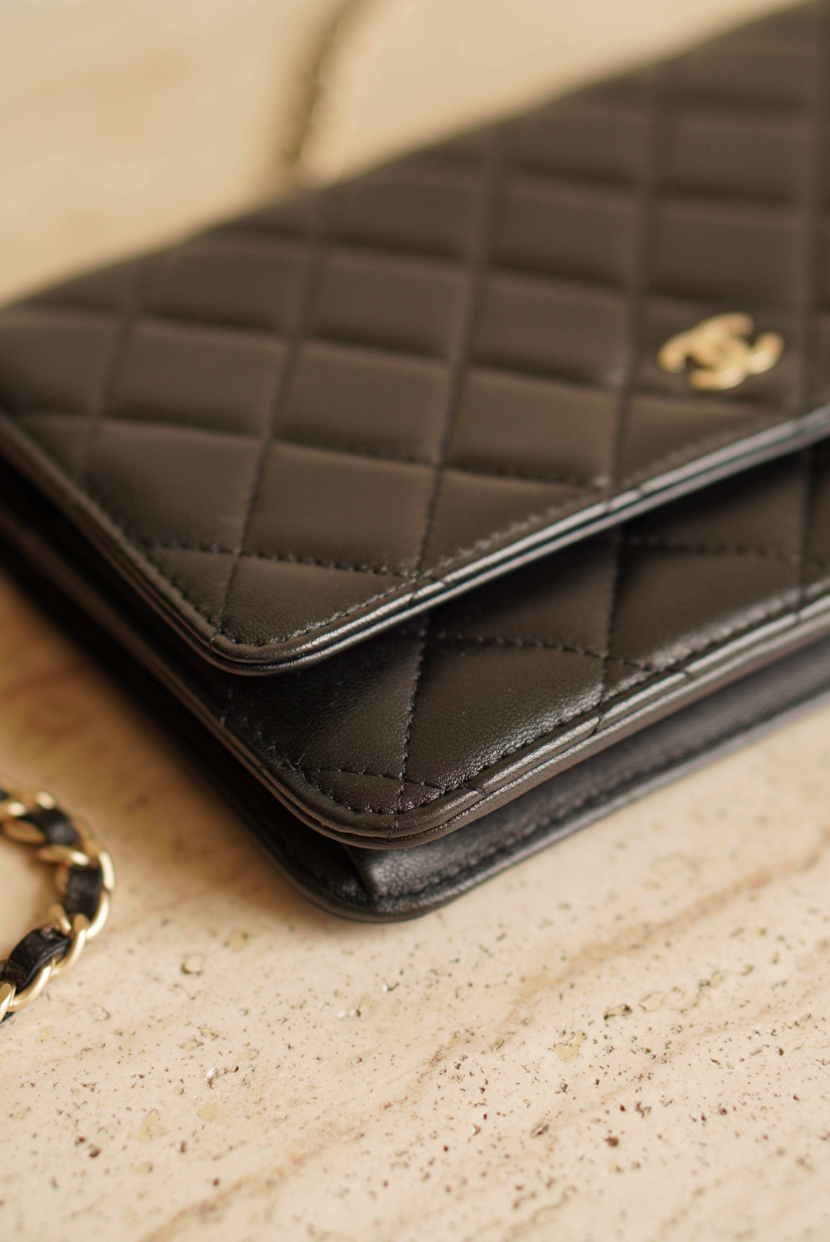 CHANEL WALLET ON CHAIN