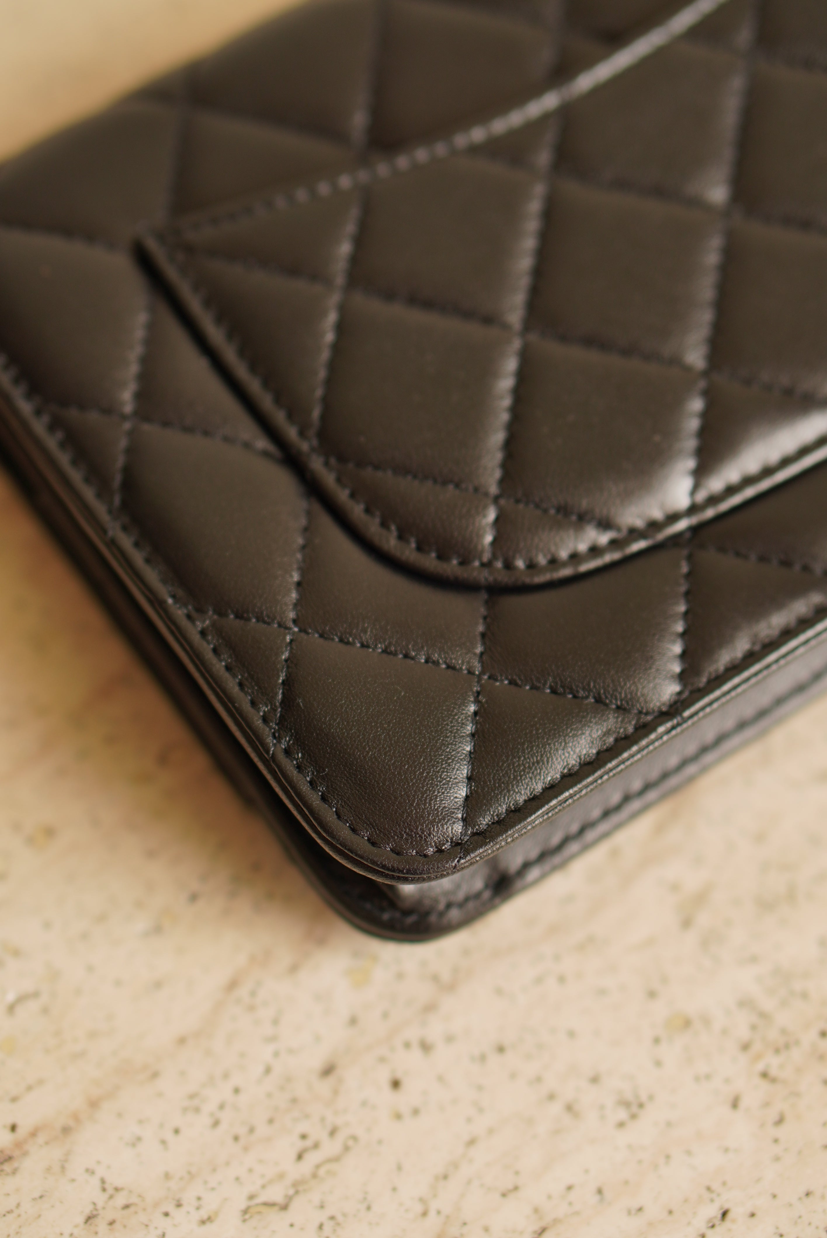 CHANEL WALLET ON CHAIN