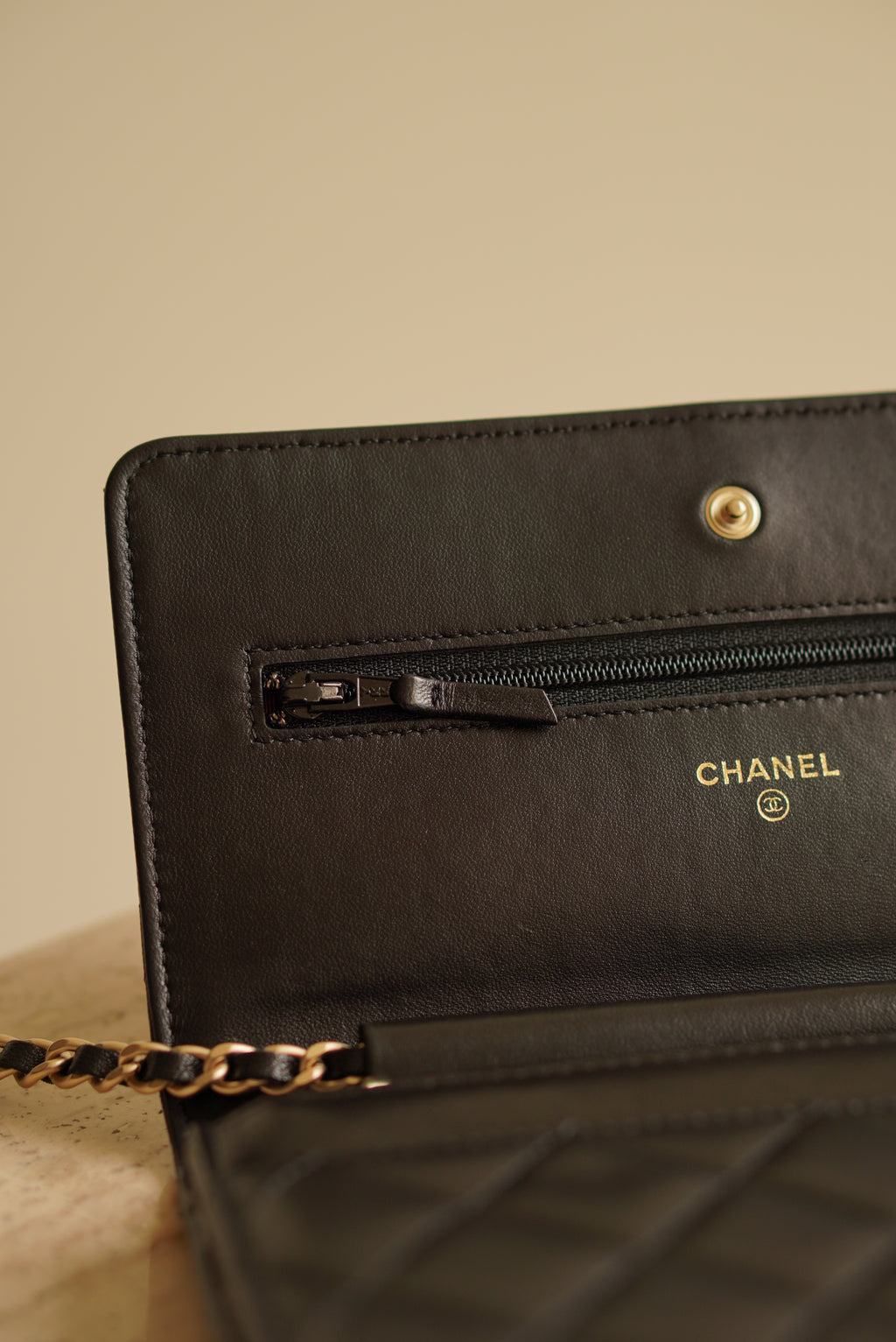 CHANEL WALLET ON CHAIN