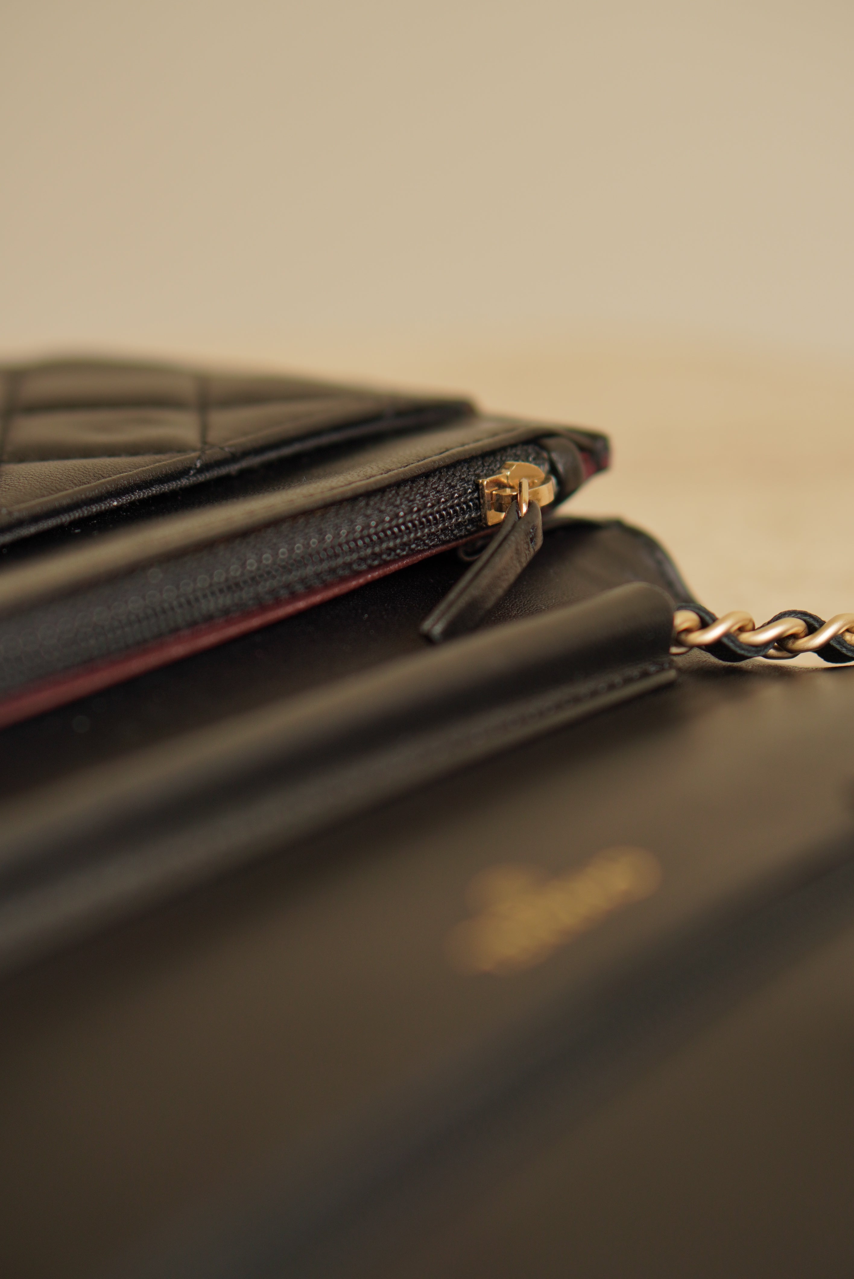 CHANEL WALLET ON CHAIN