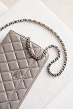 CHANEL WALLET ON CHAIN | GREY