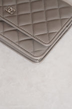 CHANEL WALLET ON CHAIN | GREY